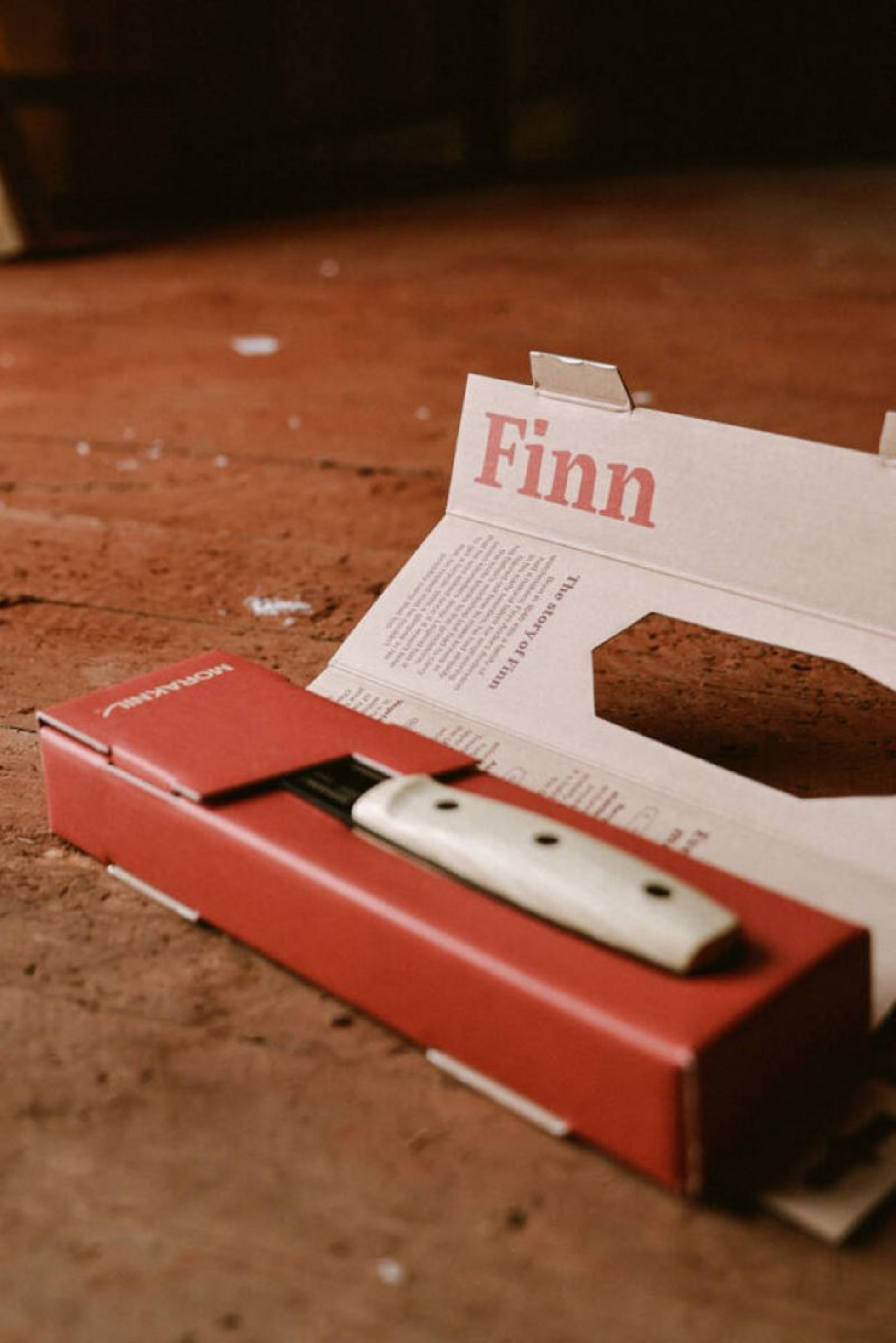 MORAKNIV, Finn Blackblade (s) Ash Wood