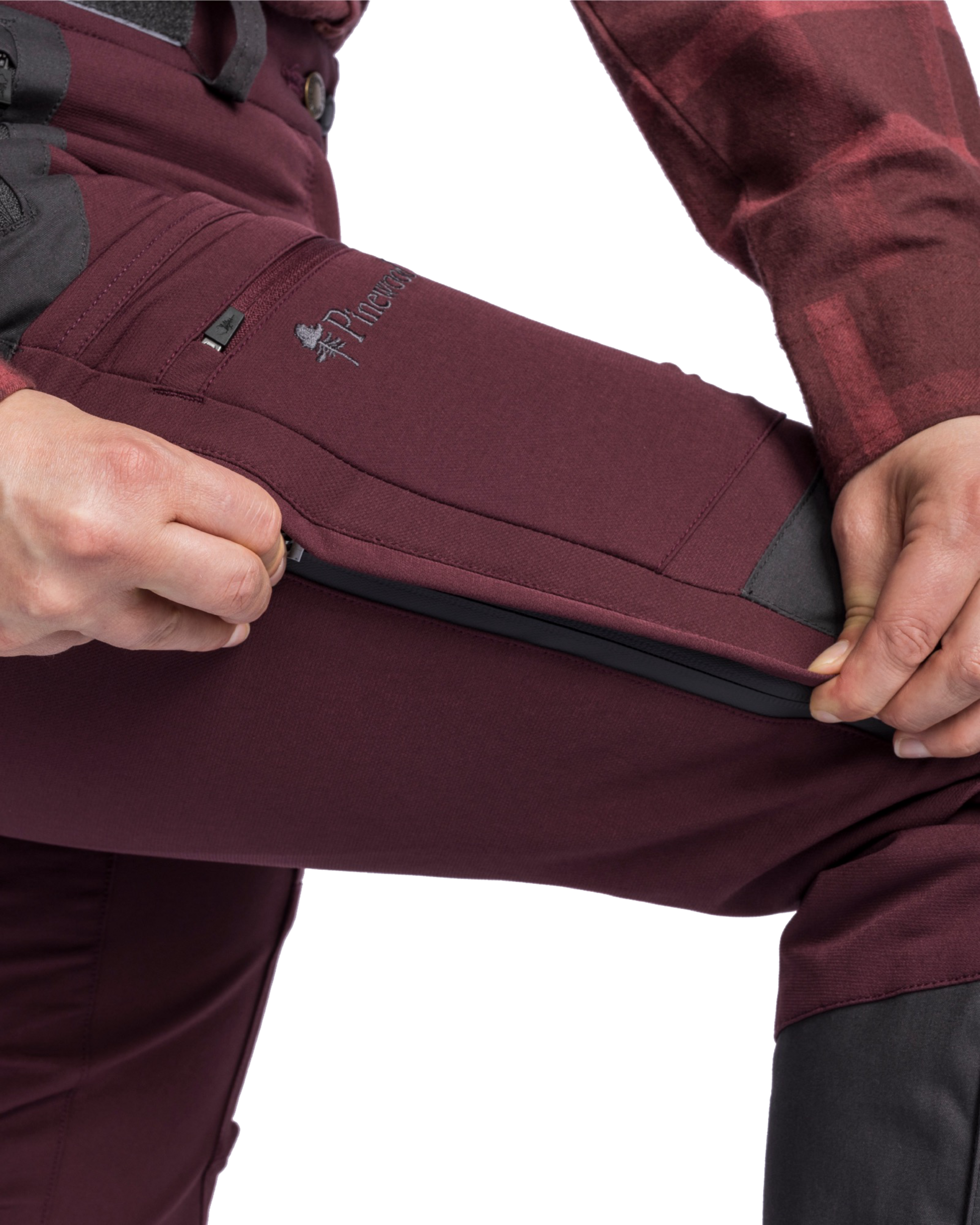 PINEWOOD, Finnveden Hybrid Ext Trs W