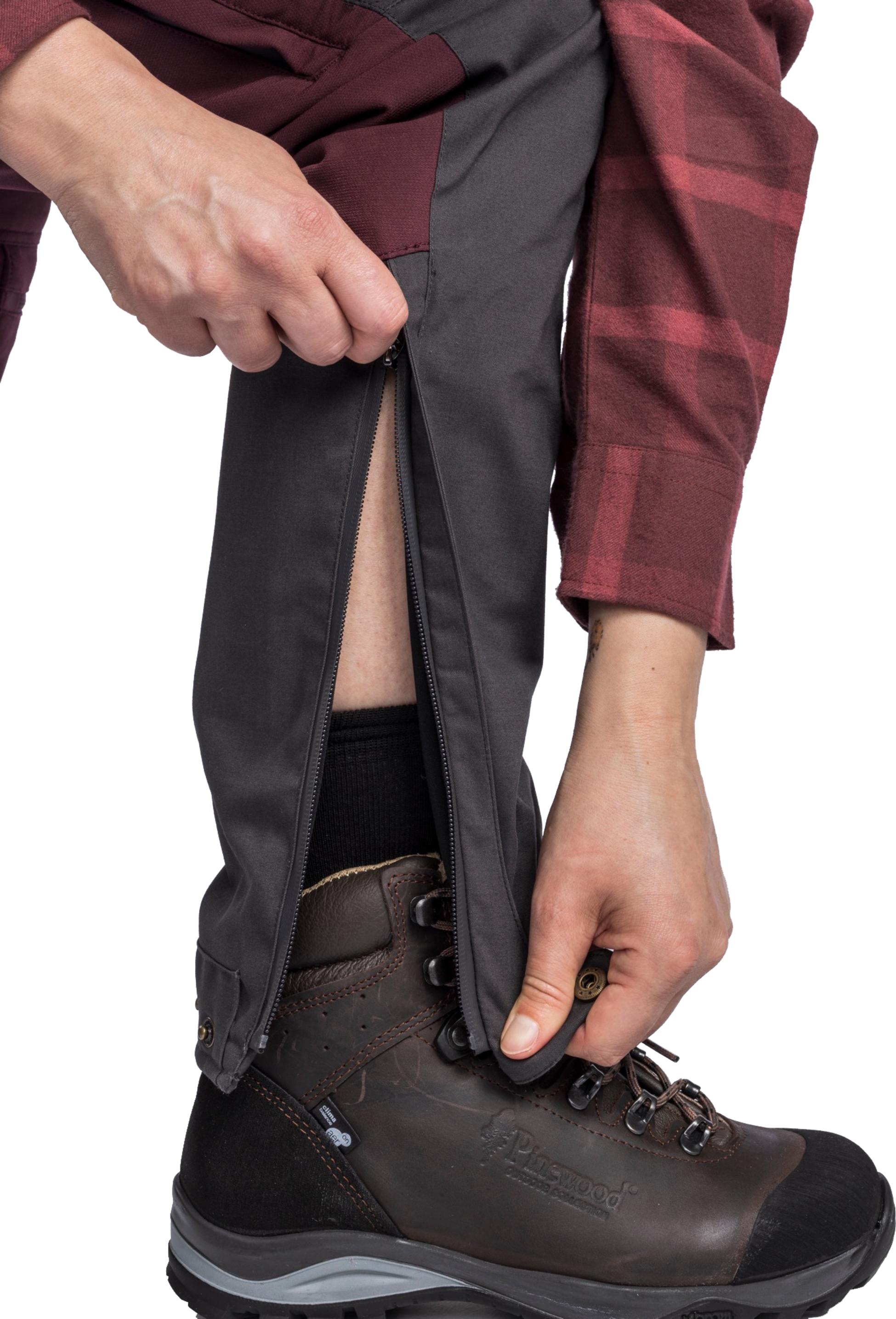 PINEWOOD, Finnveden Hybrid Ext Trs W