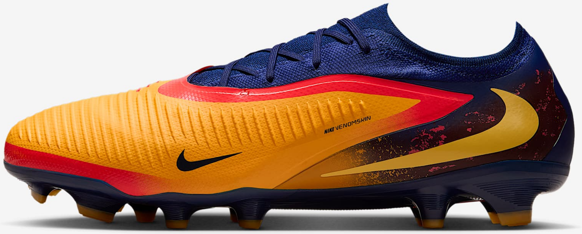 NIKE, Firm-ground Football Boot Phantom 6 Low Pro 'erling Haaland'