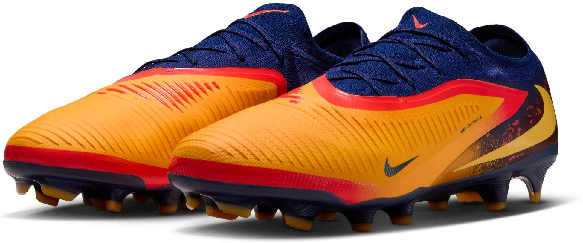 NIKE, Firm-ground Football Boot Phantom 6 Low Pro 'erling Haaland'