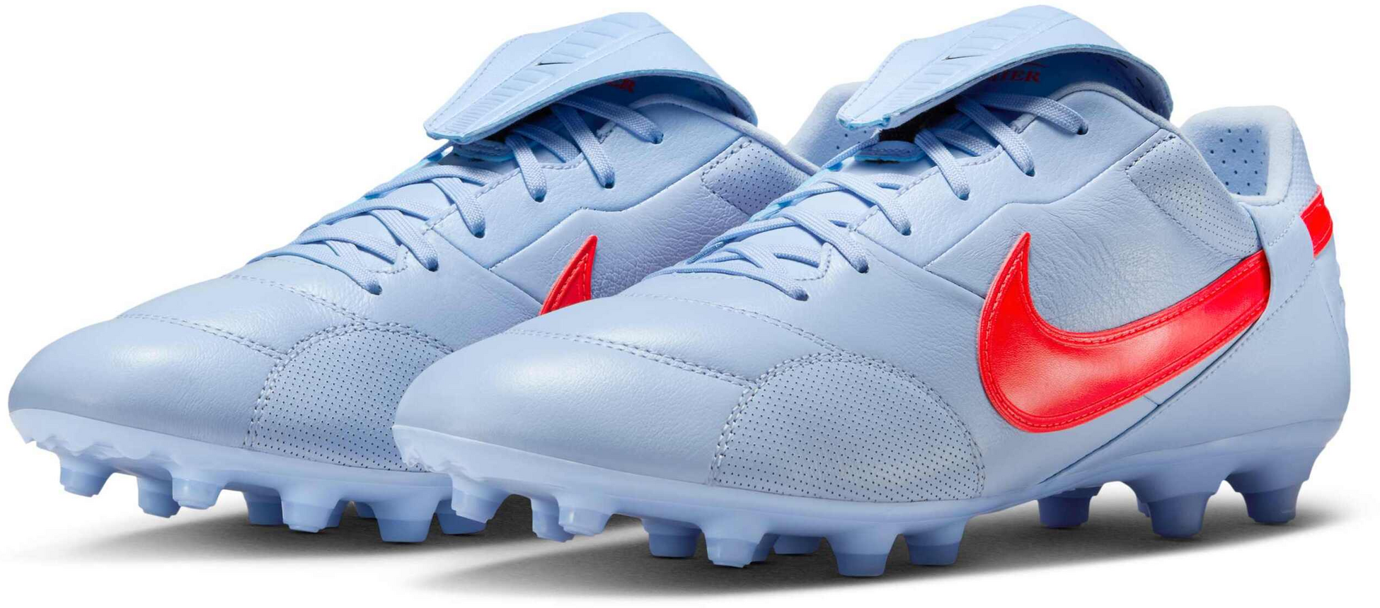 NIKE, Firm-ground Low-top Football Boot Premier 3