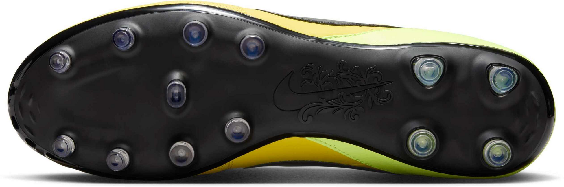 NIKE, Firm-ground Low-top Football Boot Premier 3