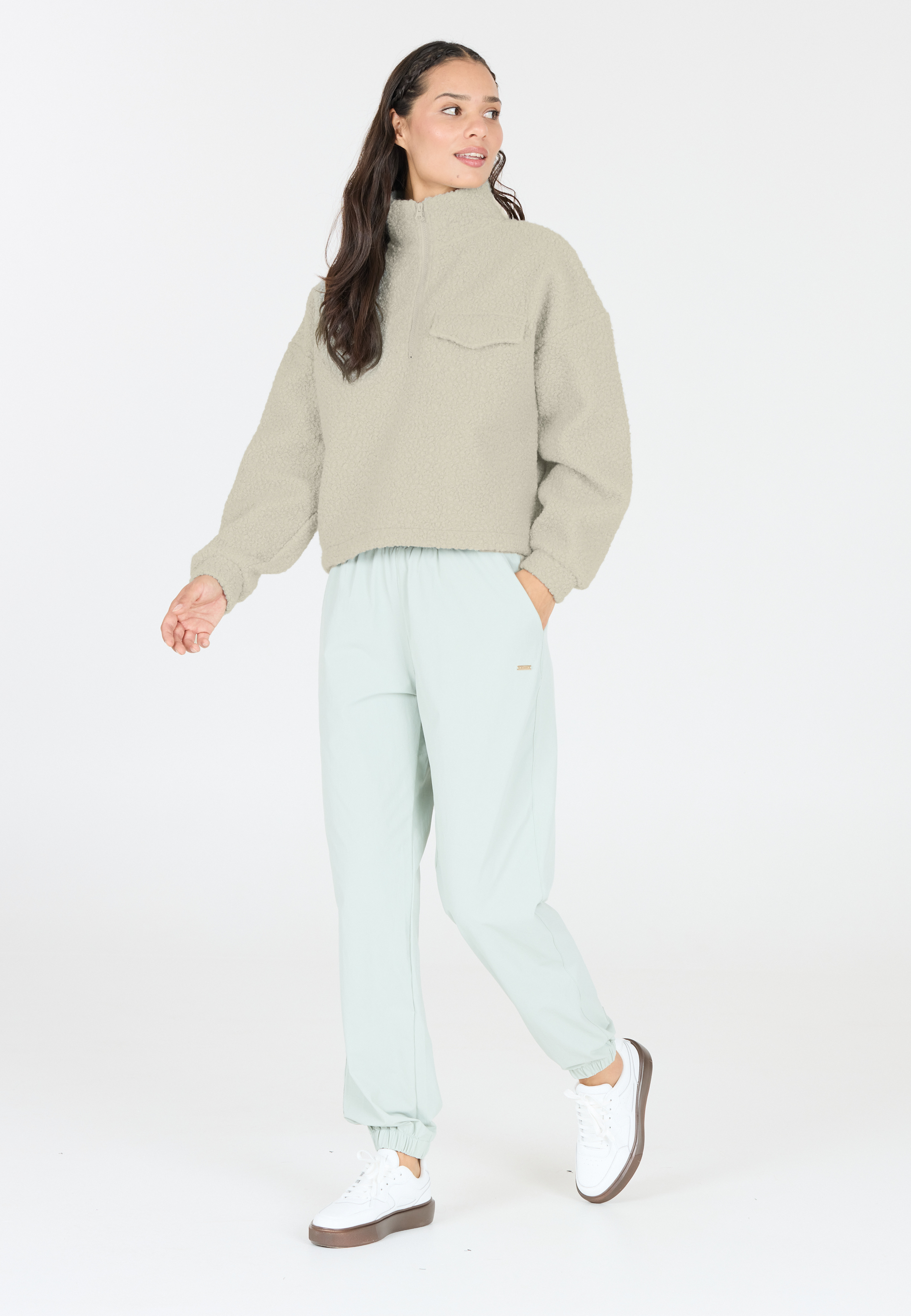 ATHLECIA, Florrie Midlayer