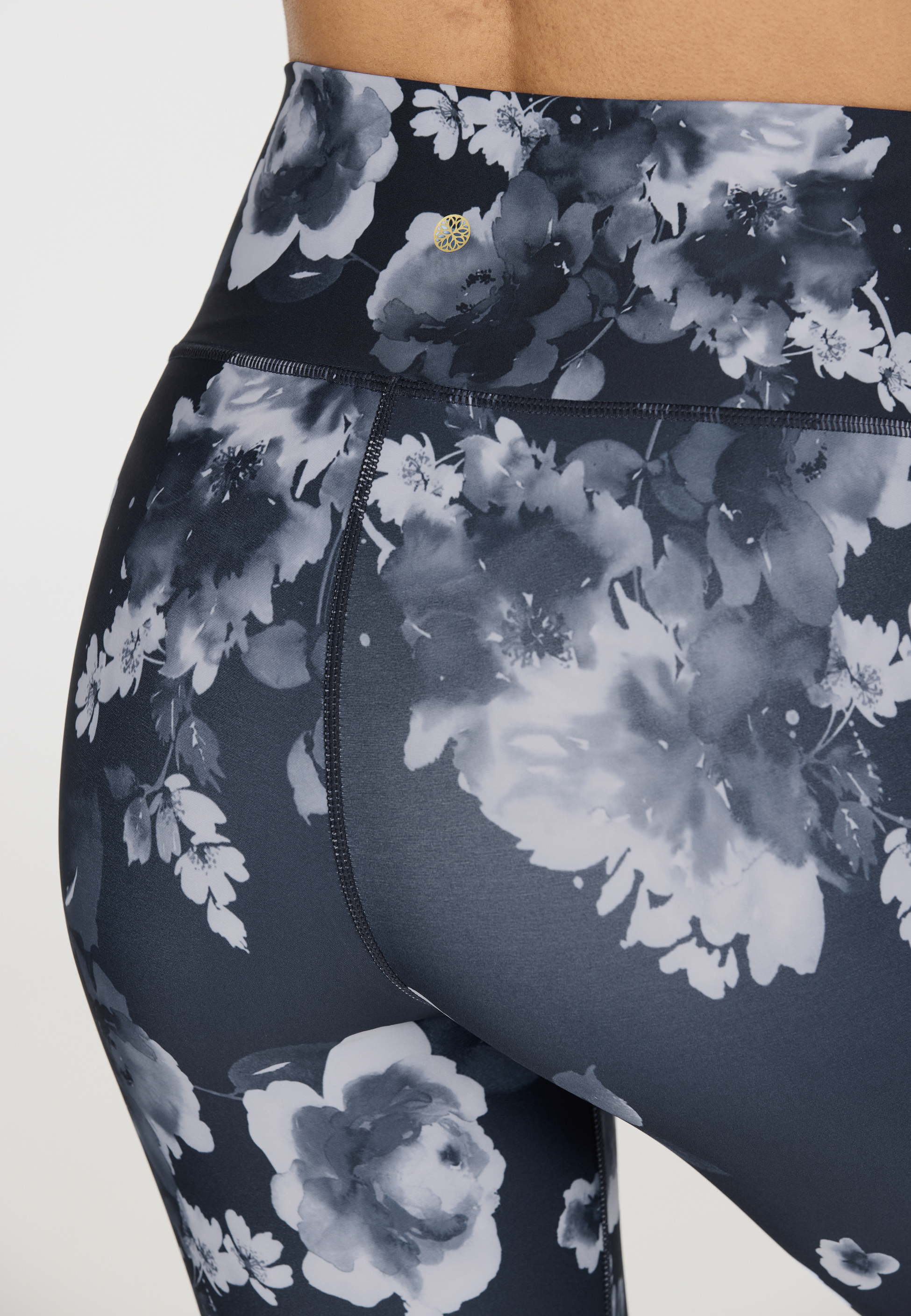 ATHLECIA, France W Tight