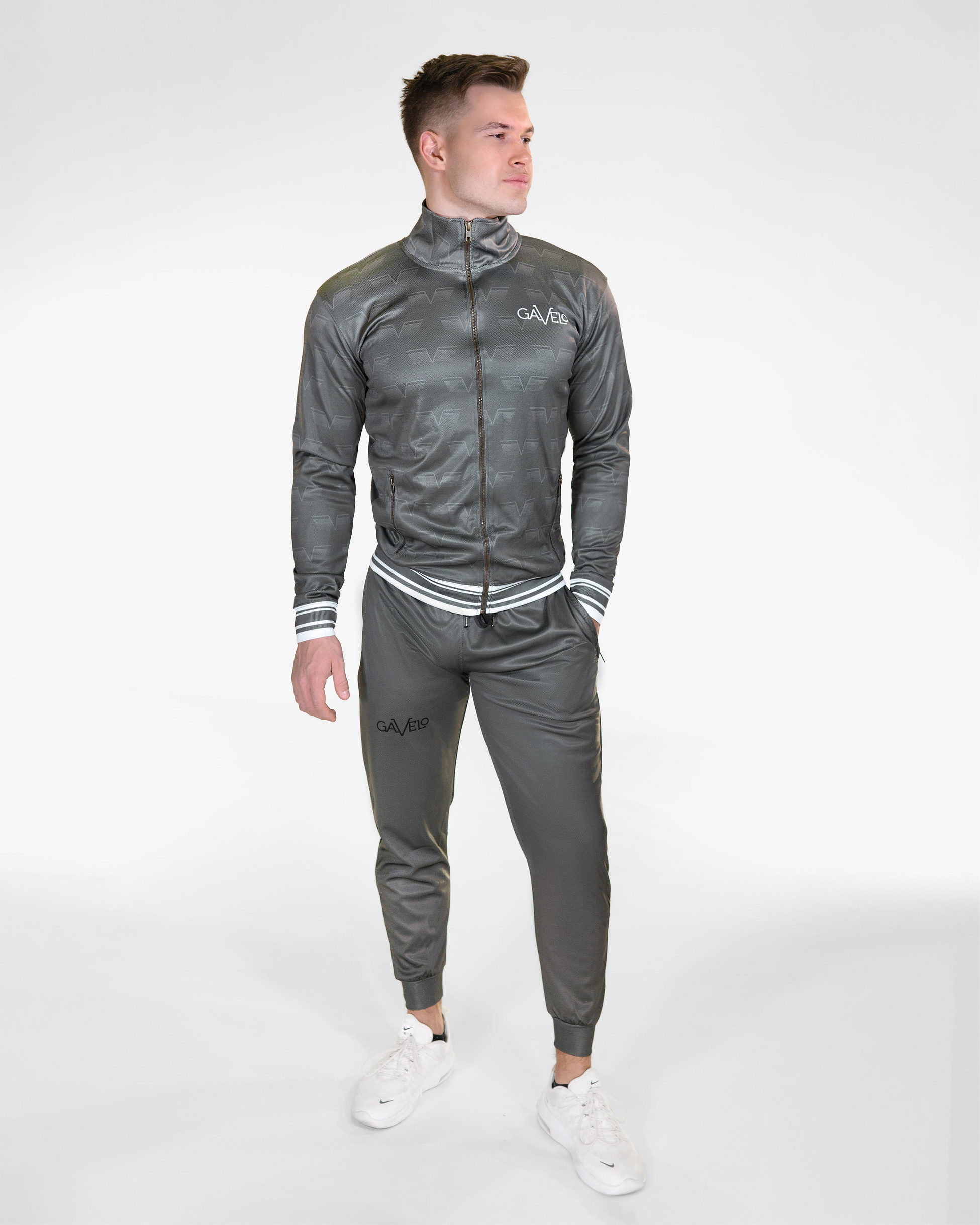 GAVELO, Gavelo Track Jacket Carbon Grey