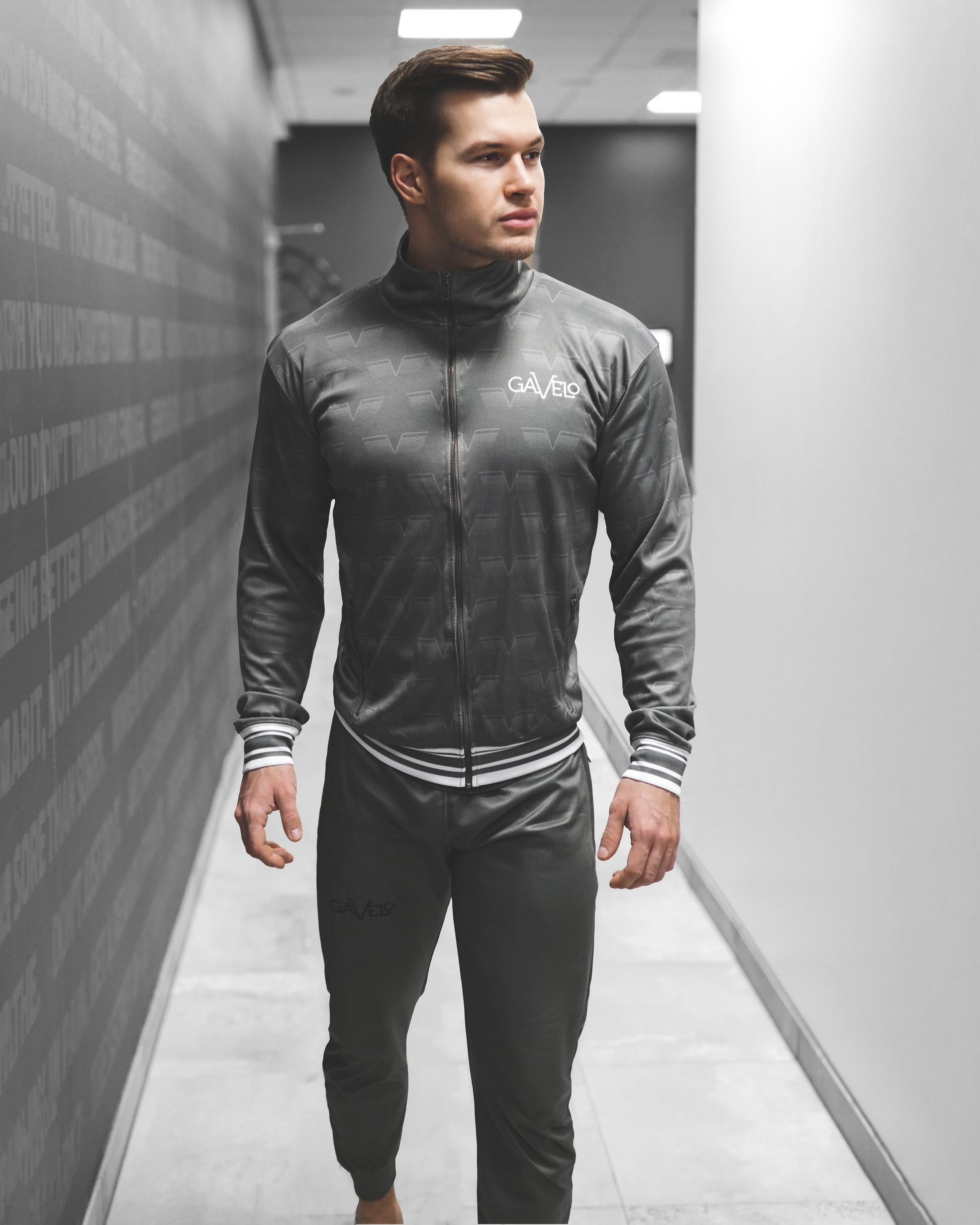 GAVELO, Gavelo Track Jacket Carbon Grey