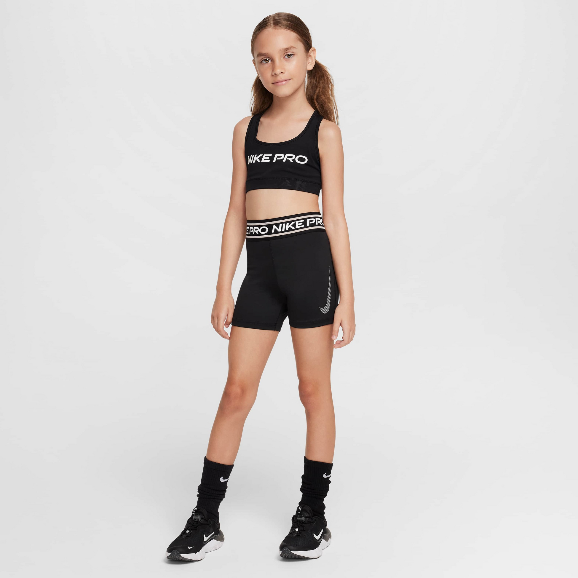 NIKE, Girls' 7.5cm (approx.) Shorts Pro