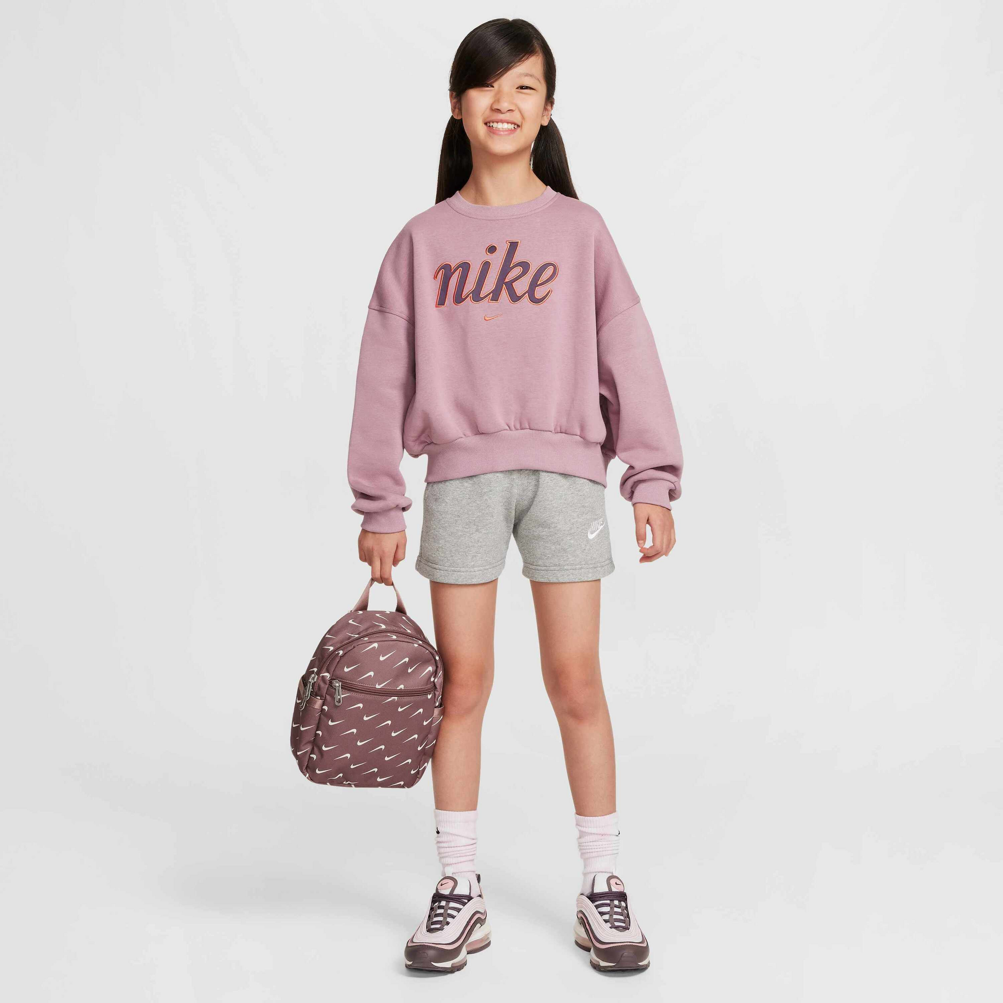 NIKE, Girls' Boxy Crew-neck Sweatshirt Sportswear Club Fleece
