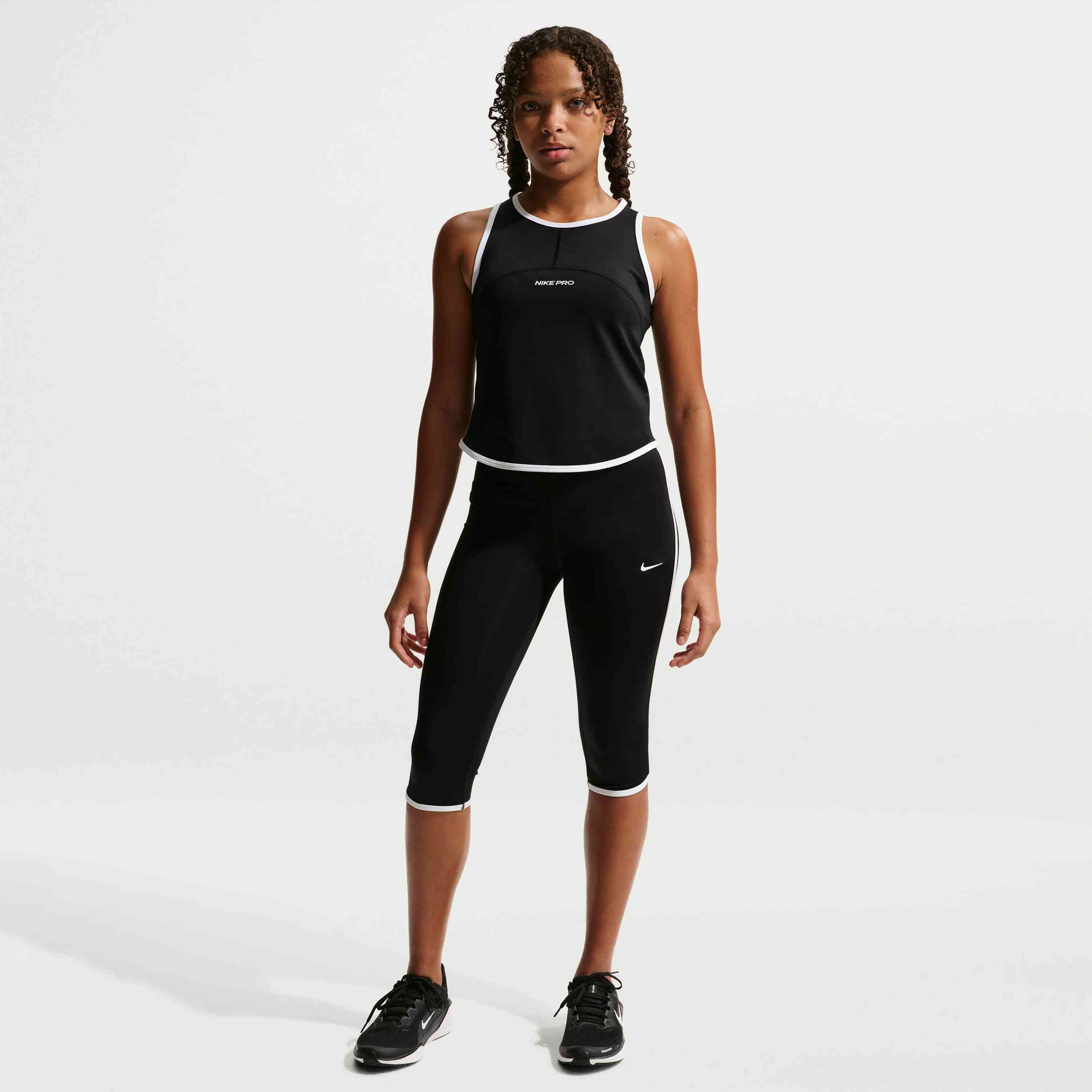 NIKE, Girls' Dri-fit Training Capris Pro