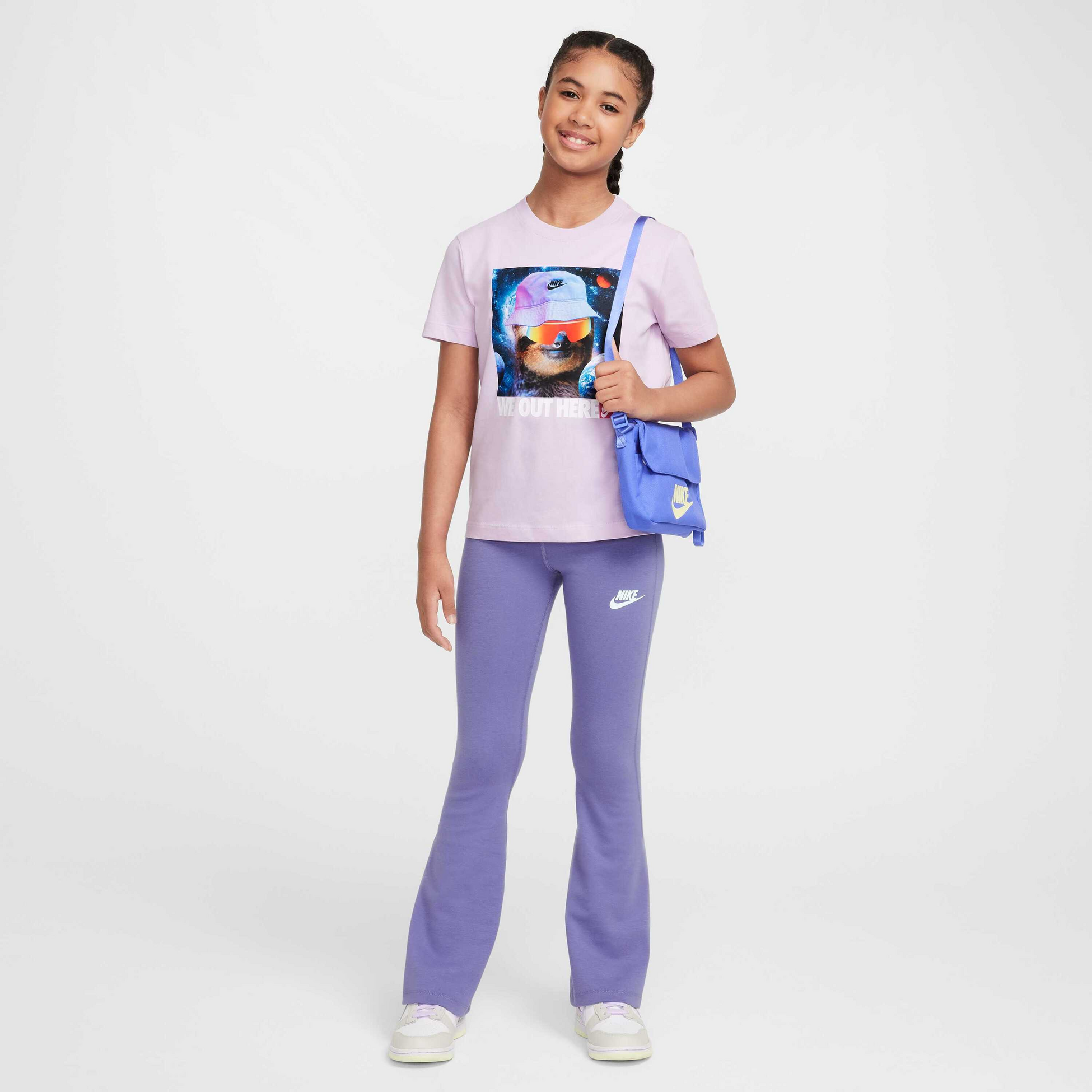 NIKE, Girls' High-waisted Flared Leggings Sportswear Classic