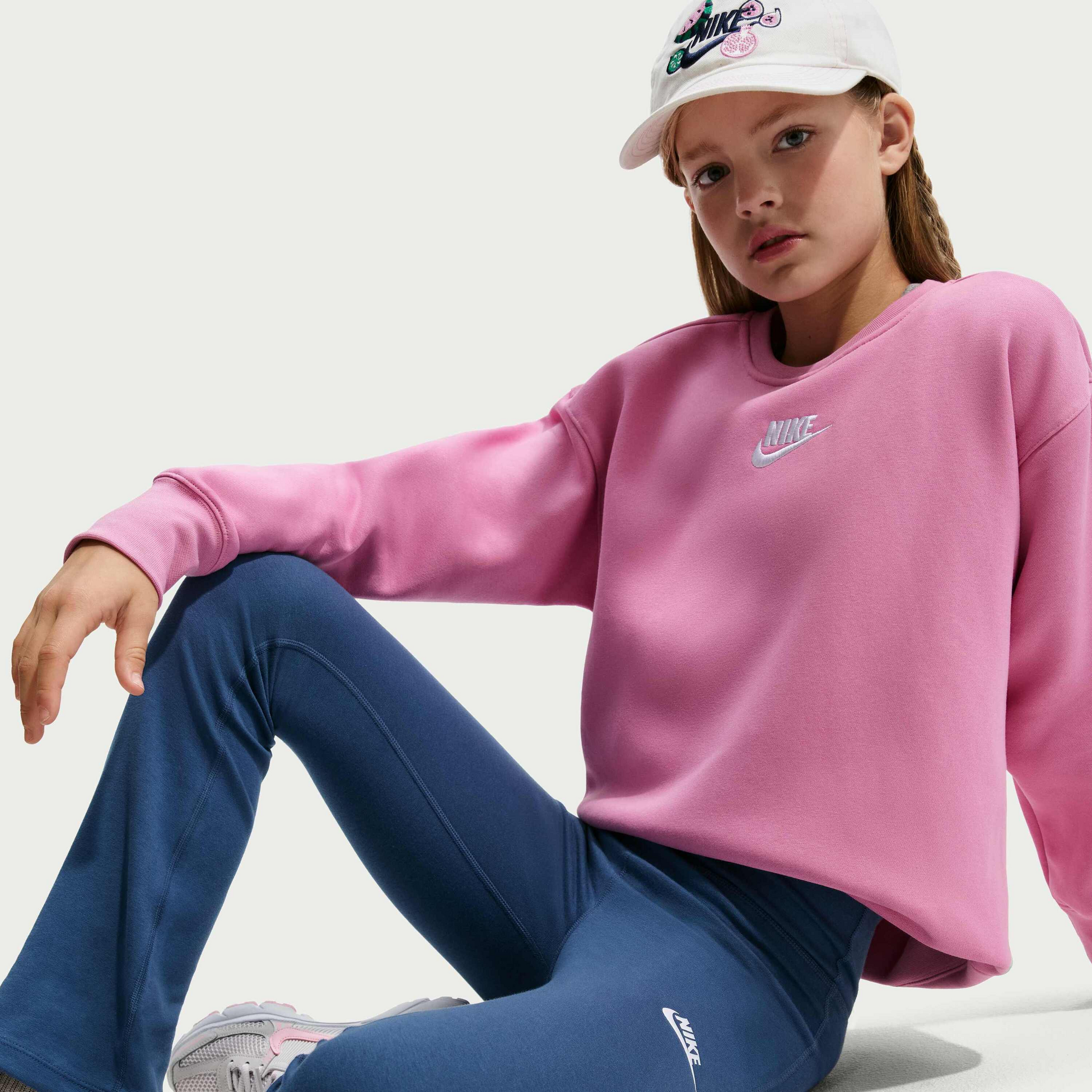 NIKE, Girls' High-waisted Flared Leggings Sportswear Classic