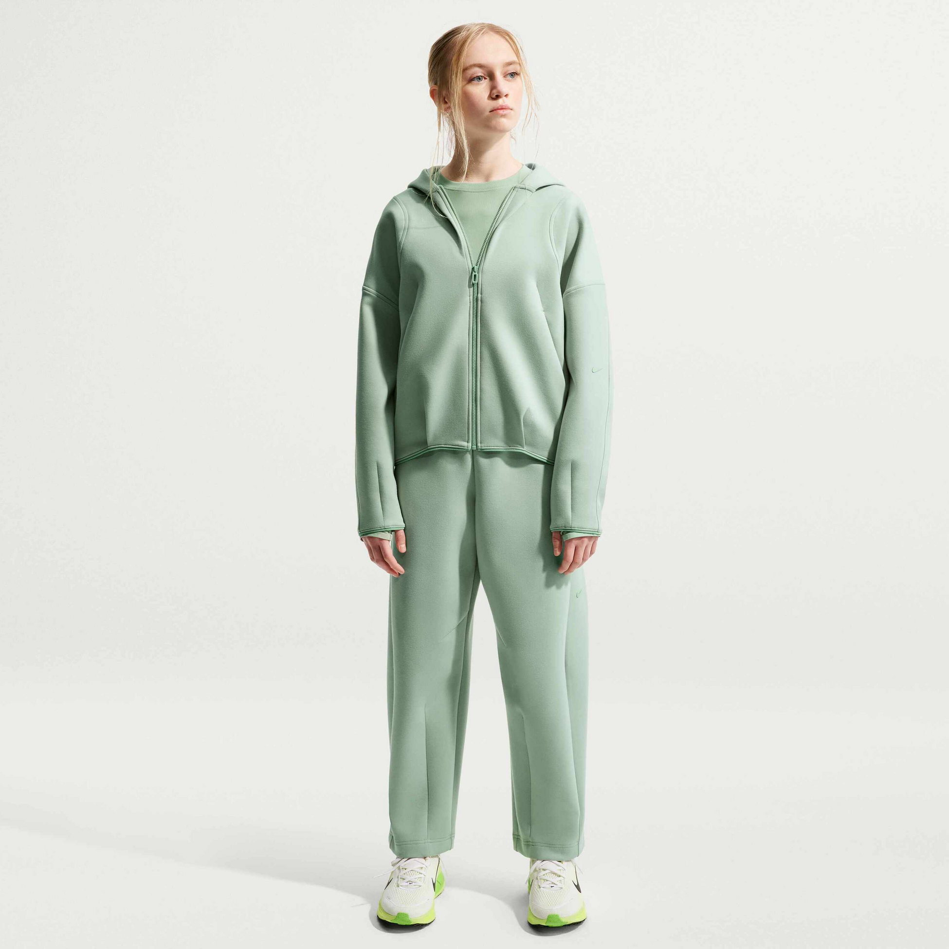 NIKE, Girls' Therma-fit Knit Full-zip Hoodie Mavn