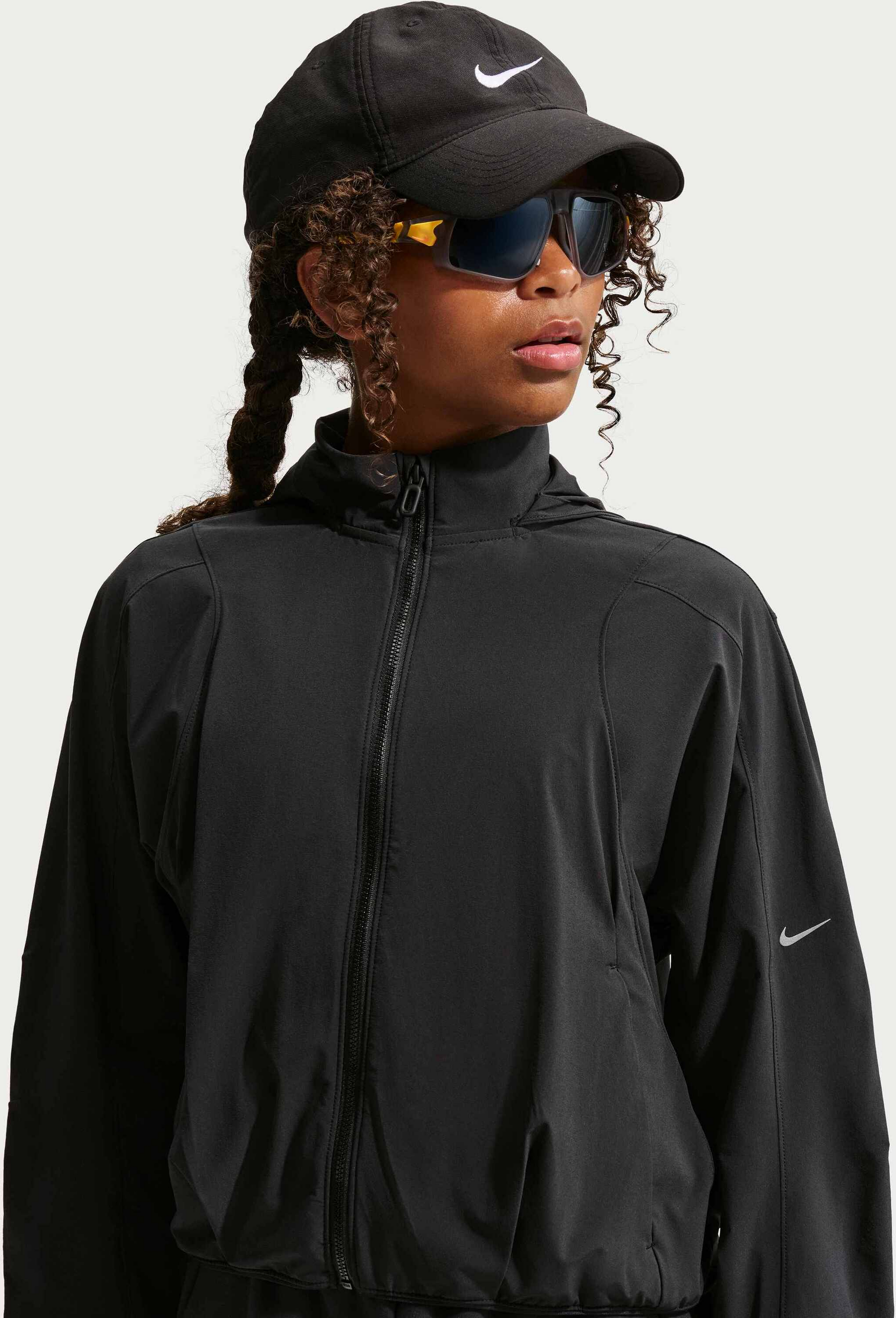 NIKE, Girls' Water-repellent Uv Woven Jacket Mavn