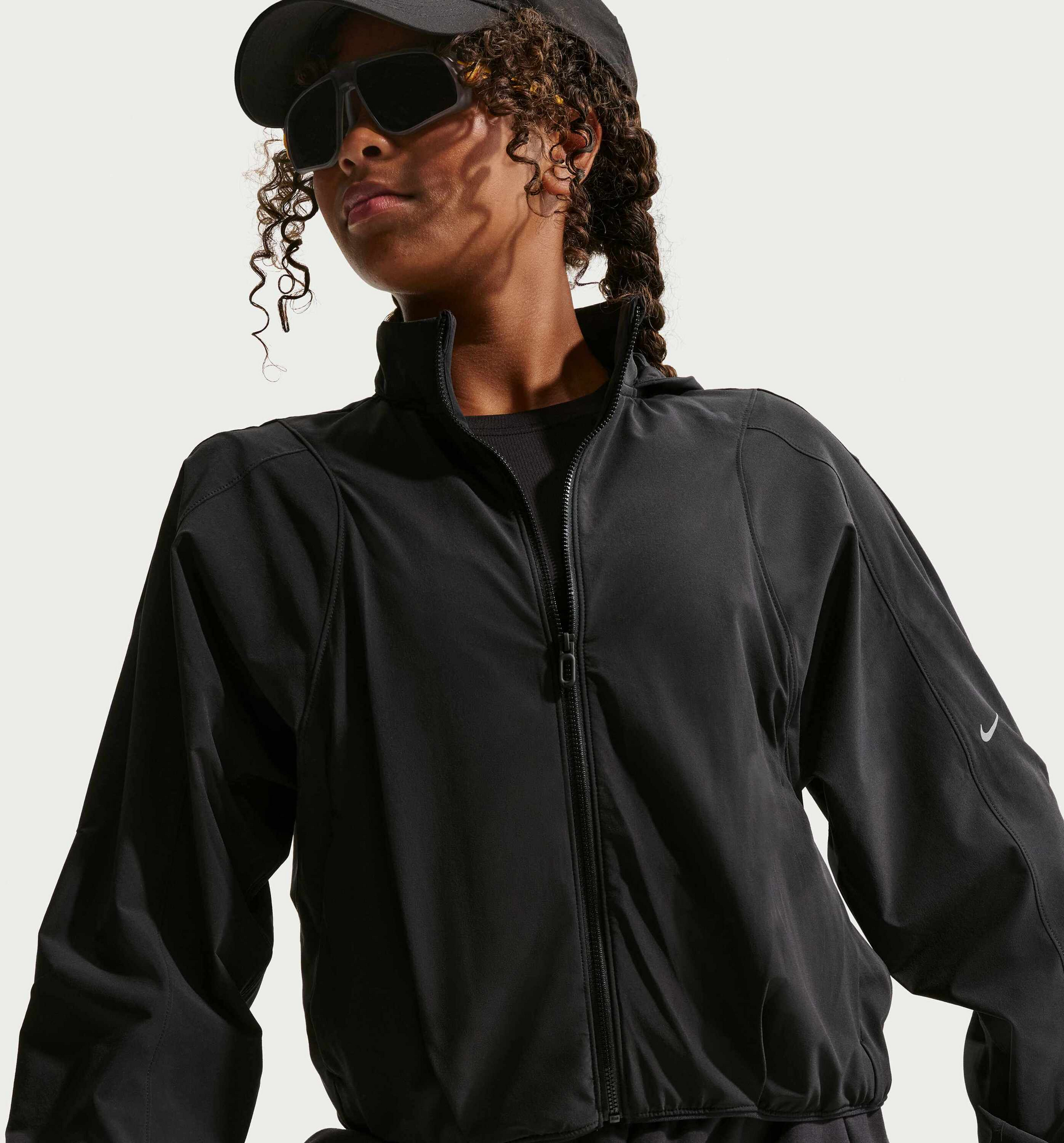 NIKE, Girls' Water-repellent Uv Woven Jacket Mavn