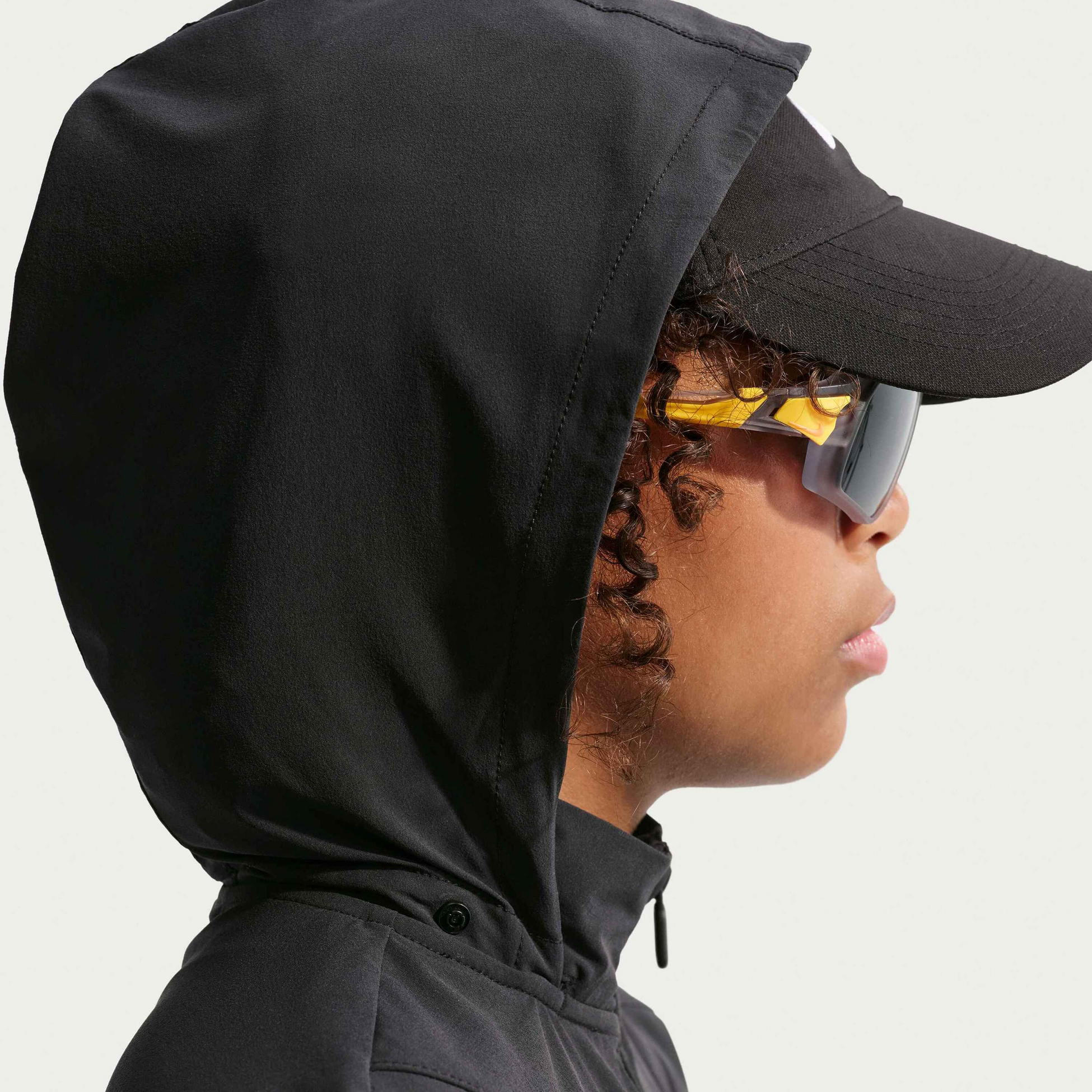 NIKE, Girls' Water-repellent Uv Woven Jacket Mavn