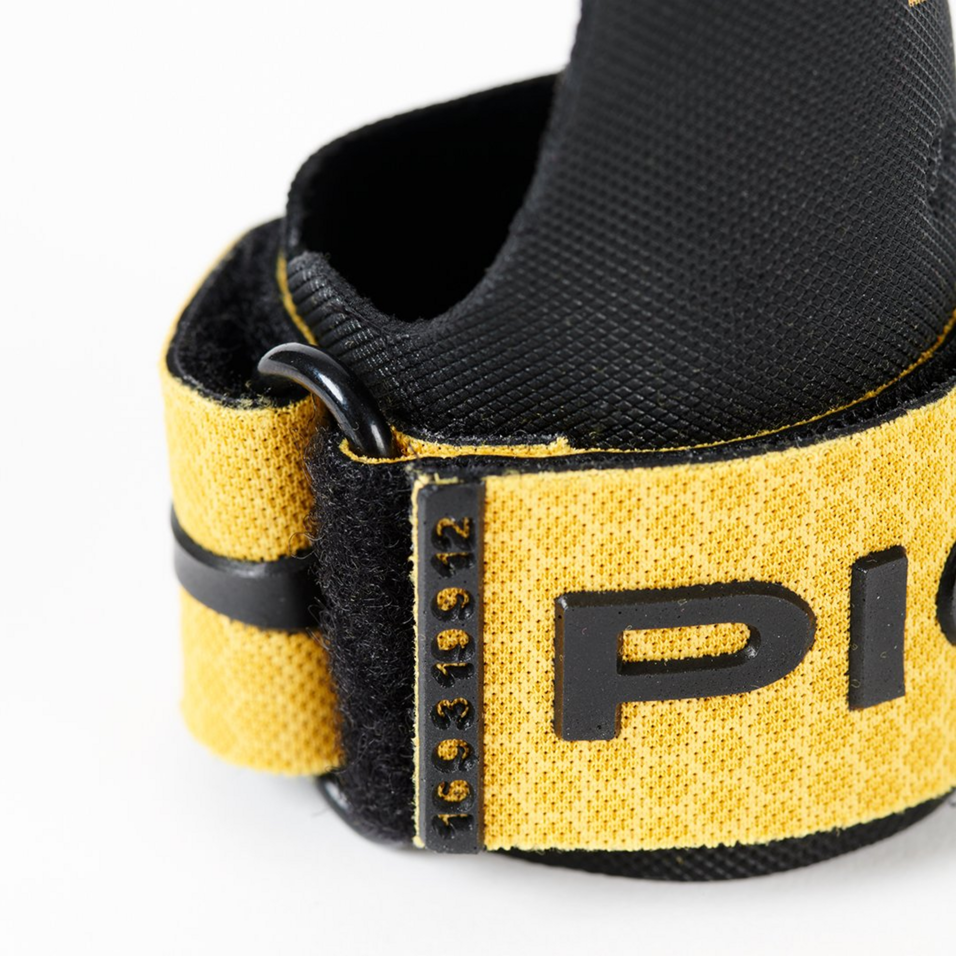 PICSIL SPORT, Golden Eagle Grips