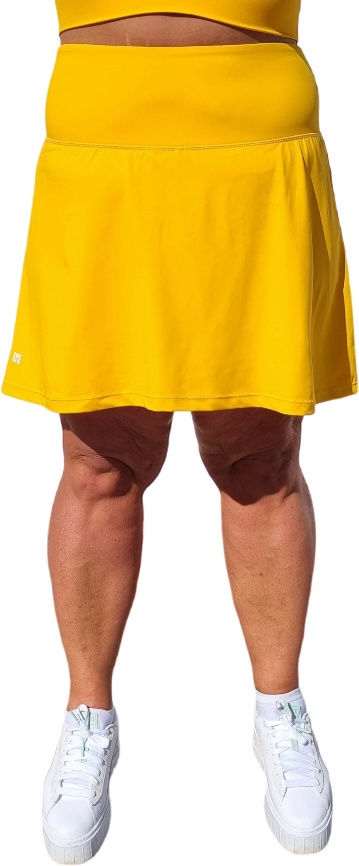 SHE DID, Gul Byxkjol