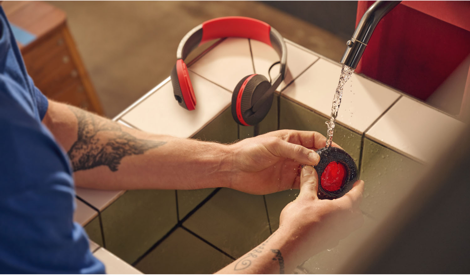 PHILIPS, H&ouml;rlur Over-ear Sport Solcell Ip55