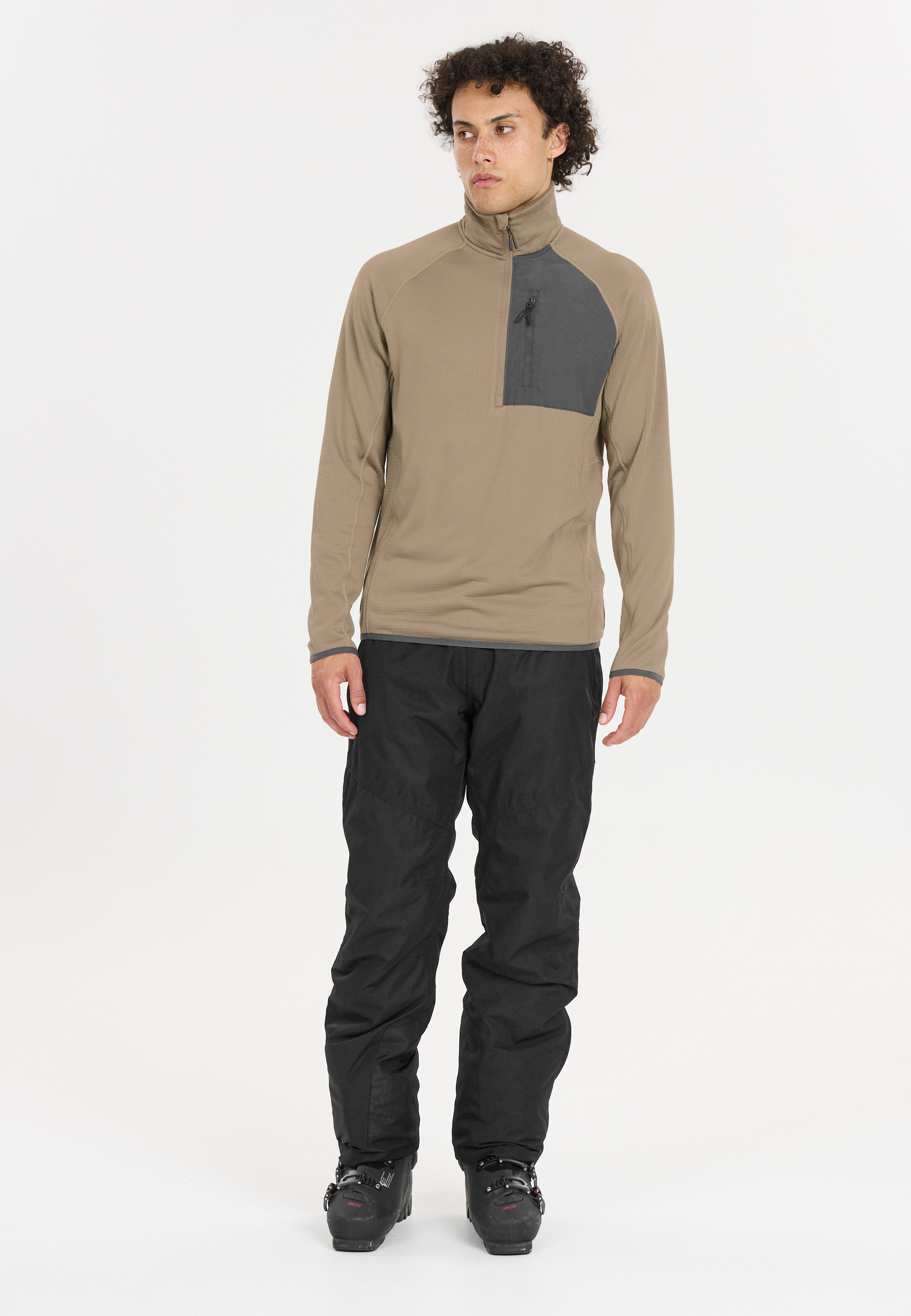 WHISTLER, Helge Midlayer