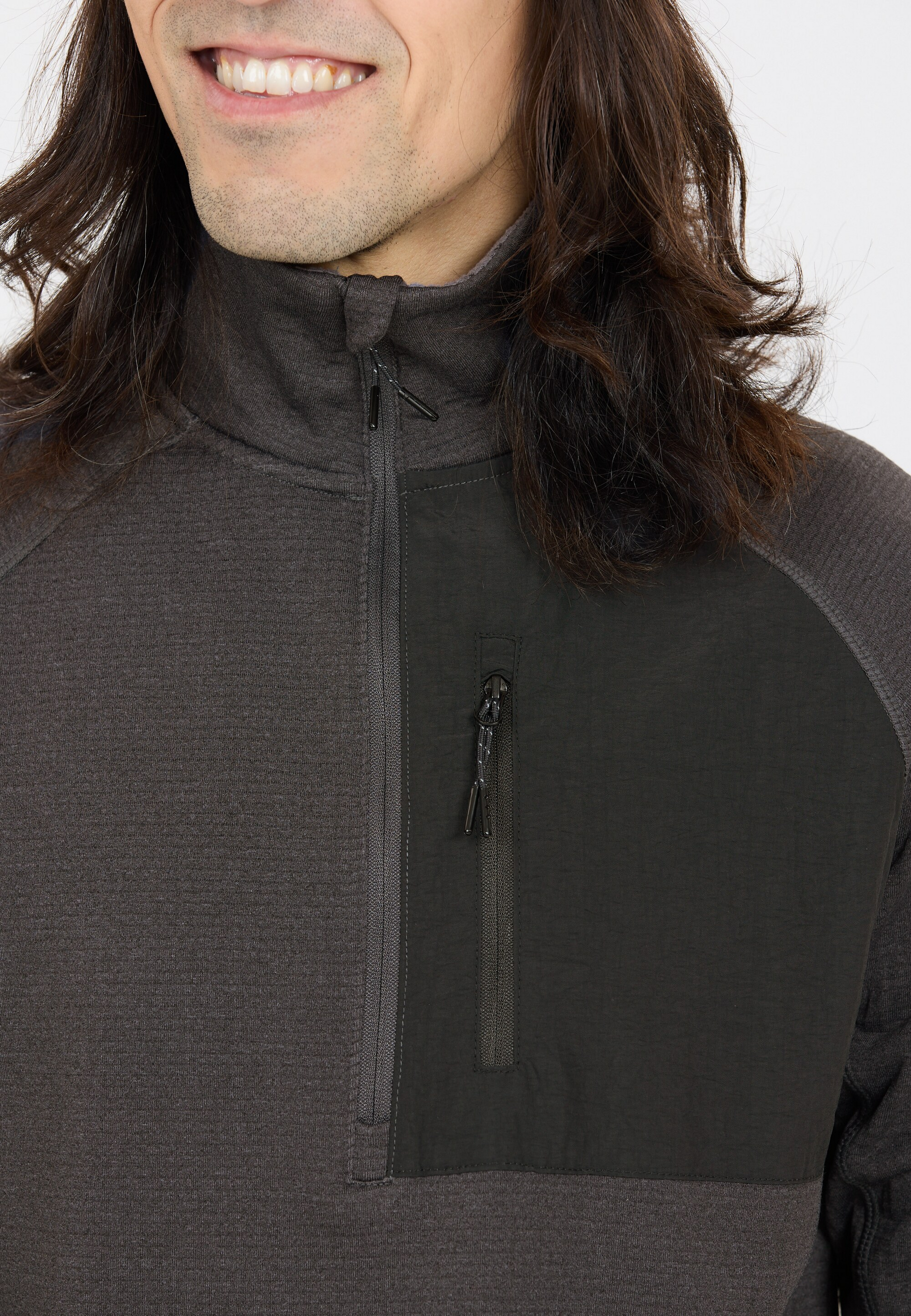 WHISTLER, Helge Midlayer