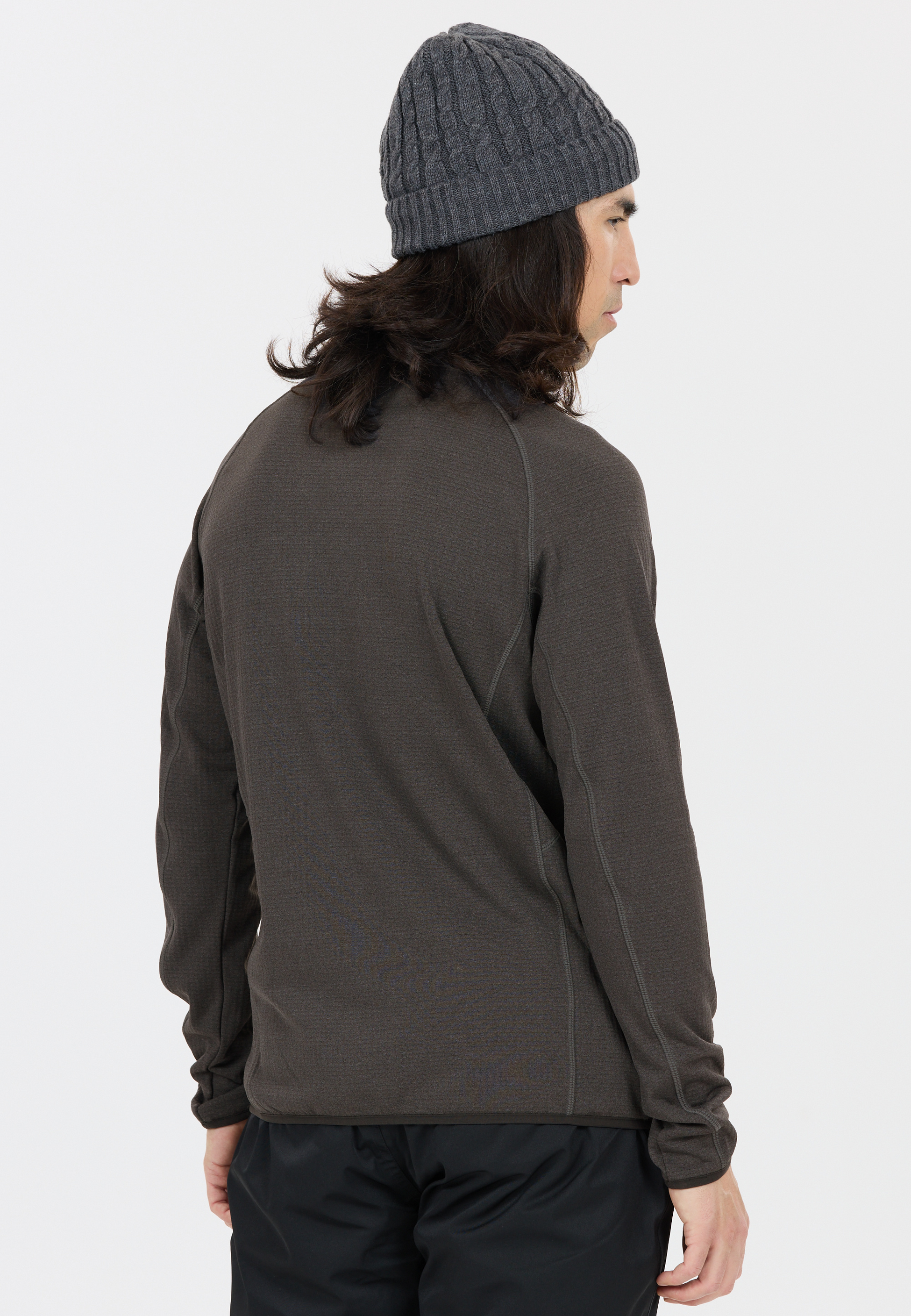 WHISTLER, Helge Midlayer