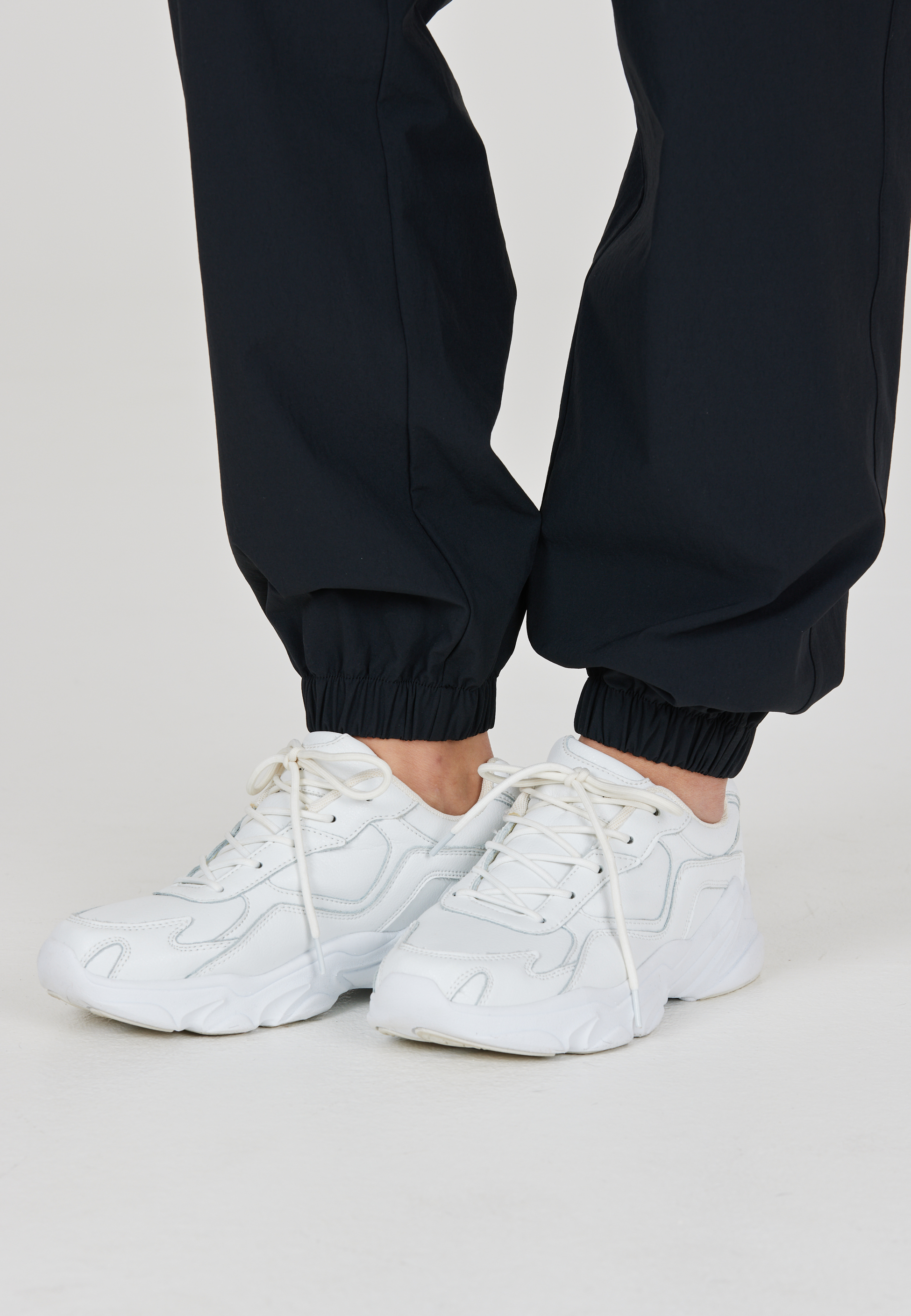 ATHLECIA, Hero Trousers