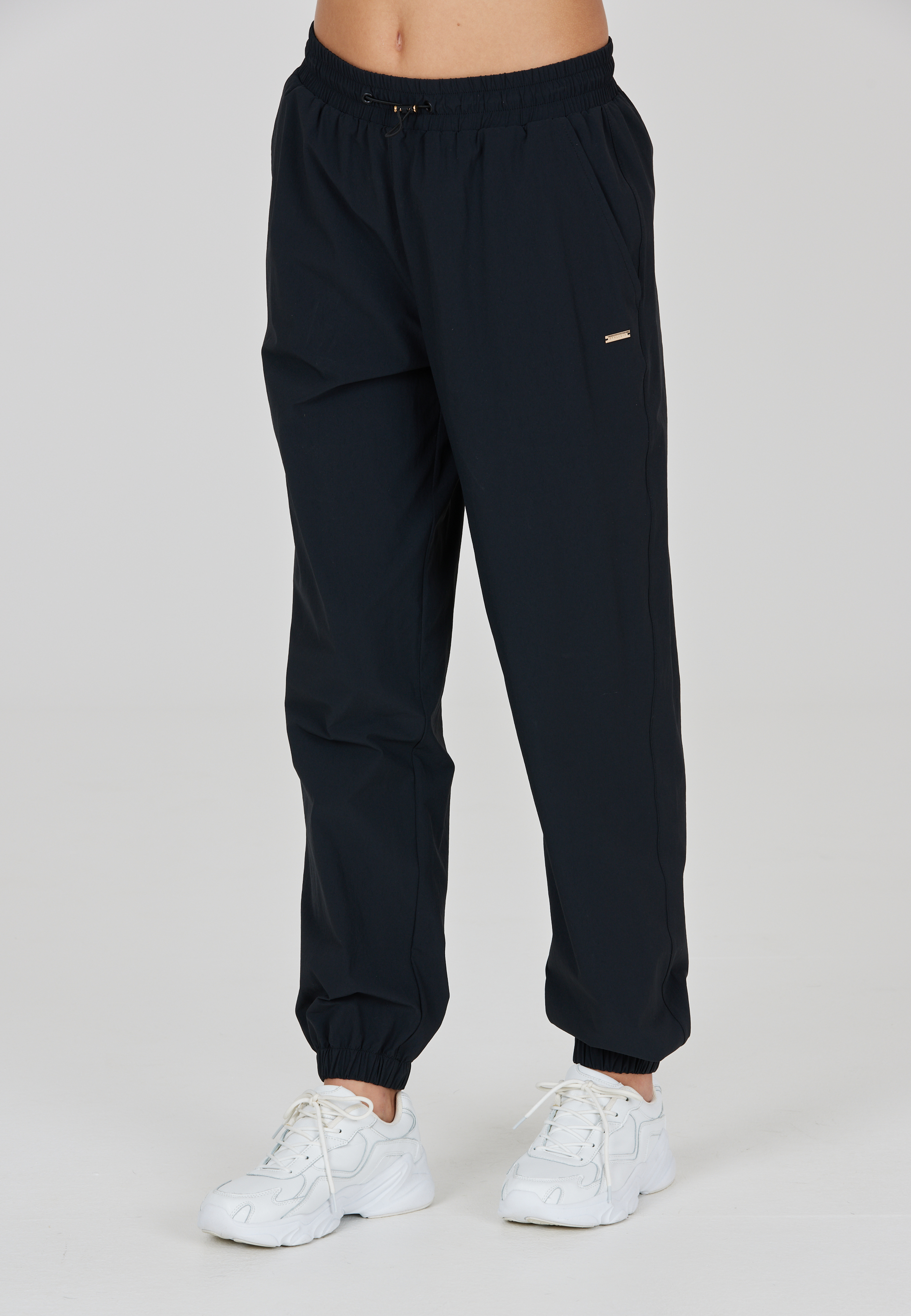 ATHLECIA, Hero Trousers