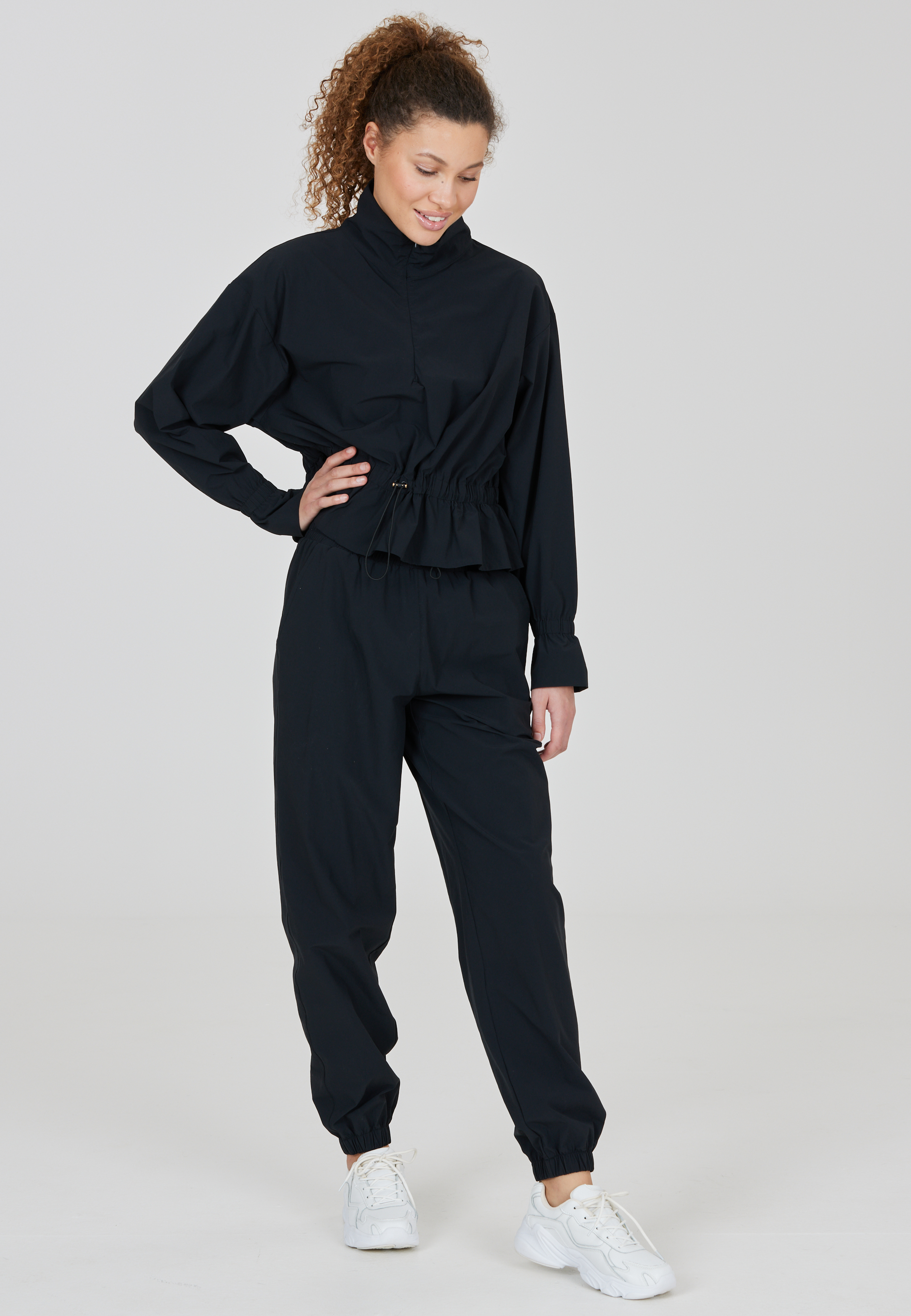 ATHLECIA, Hero Trousers