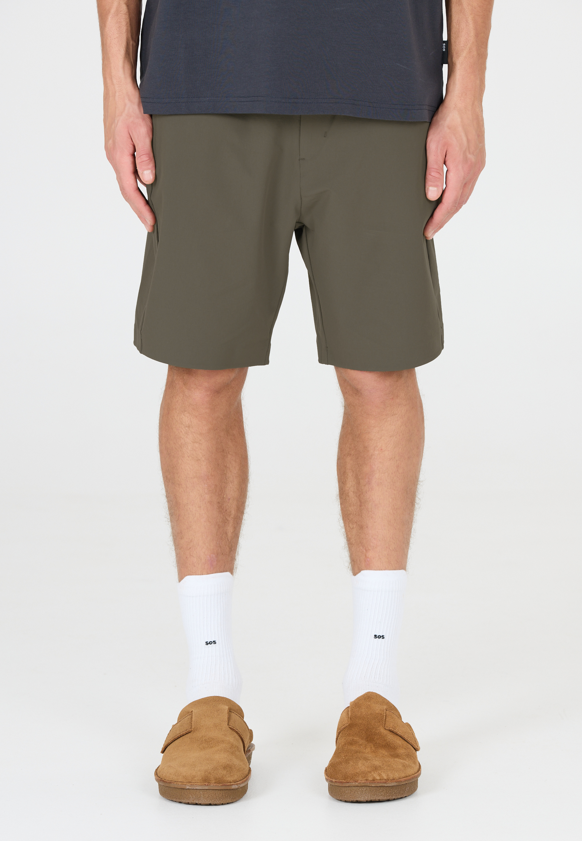 SOS, Hevellyn Shorts