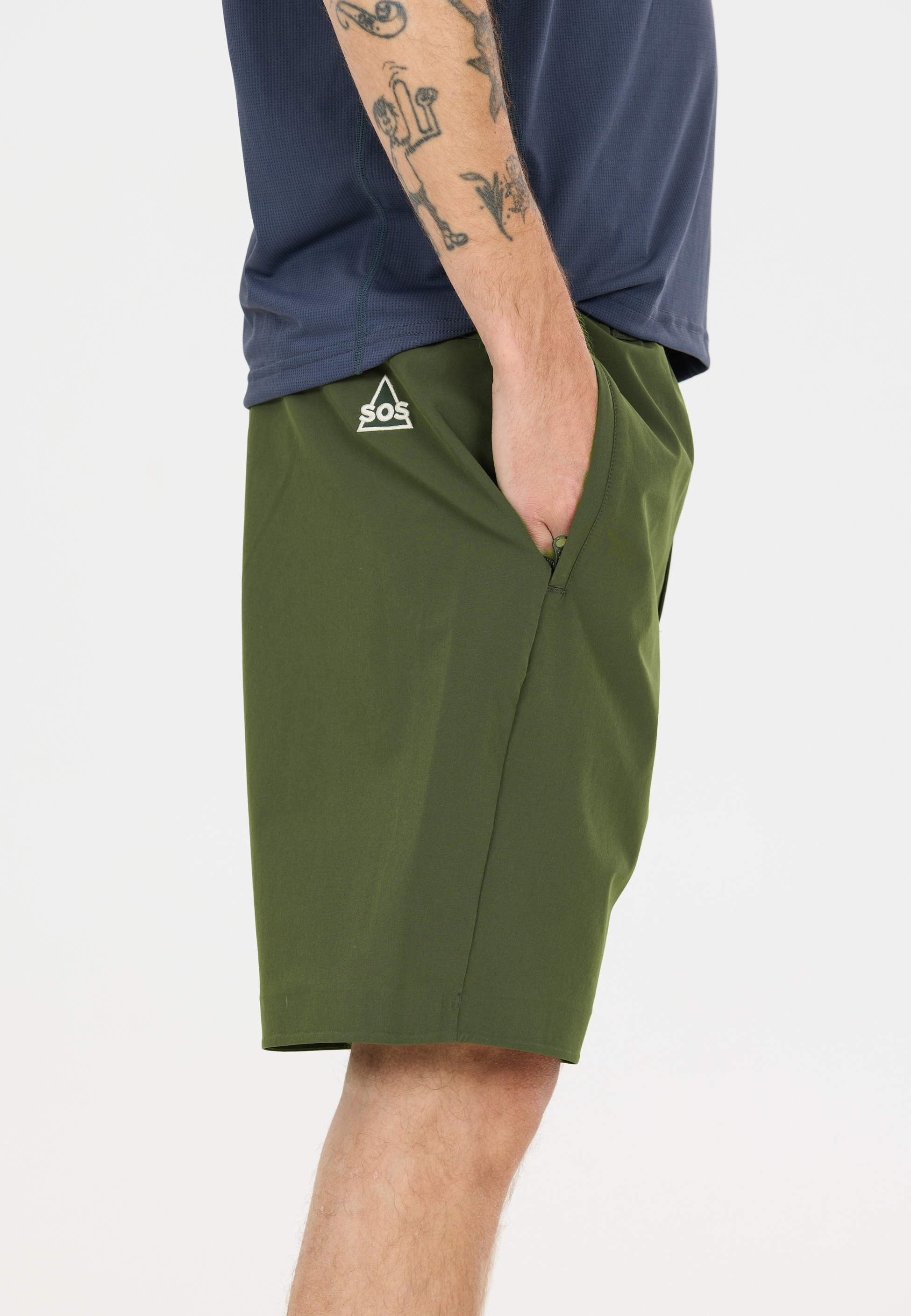 SOS, Hevellyn Shorts