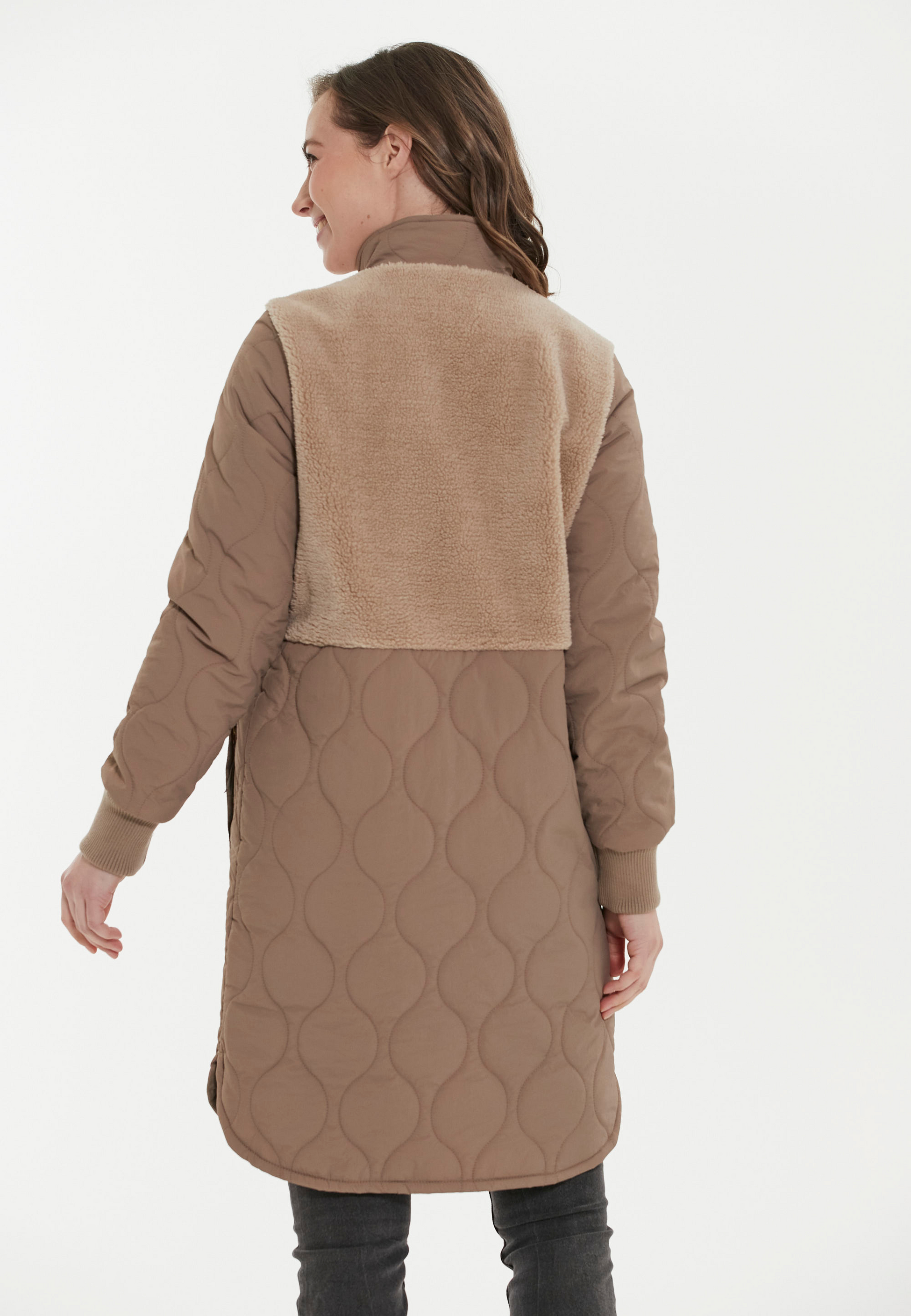 WEATHER REPORT, Hollie Coat
