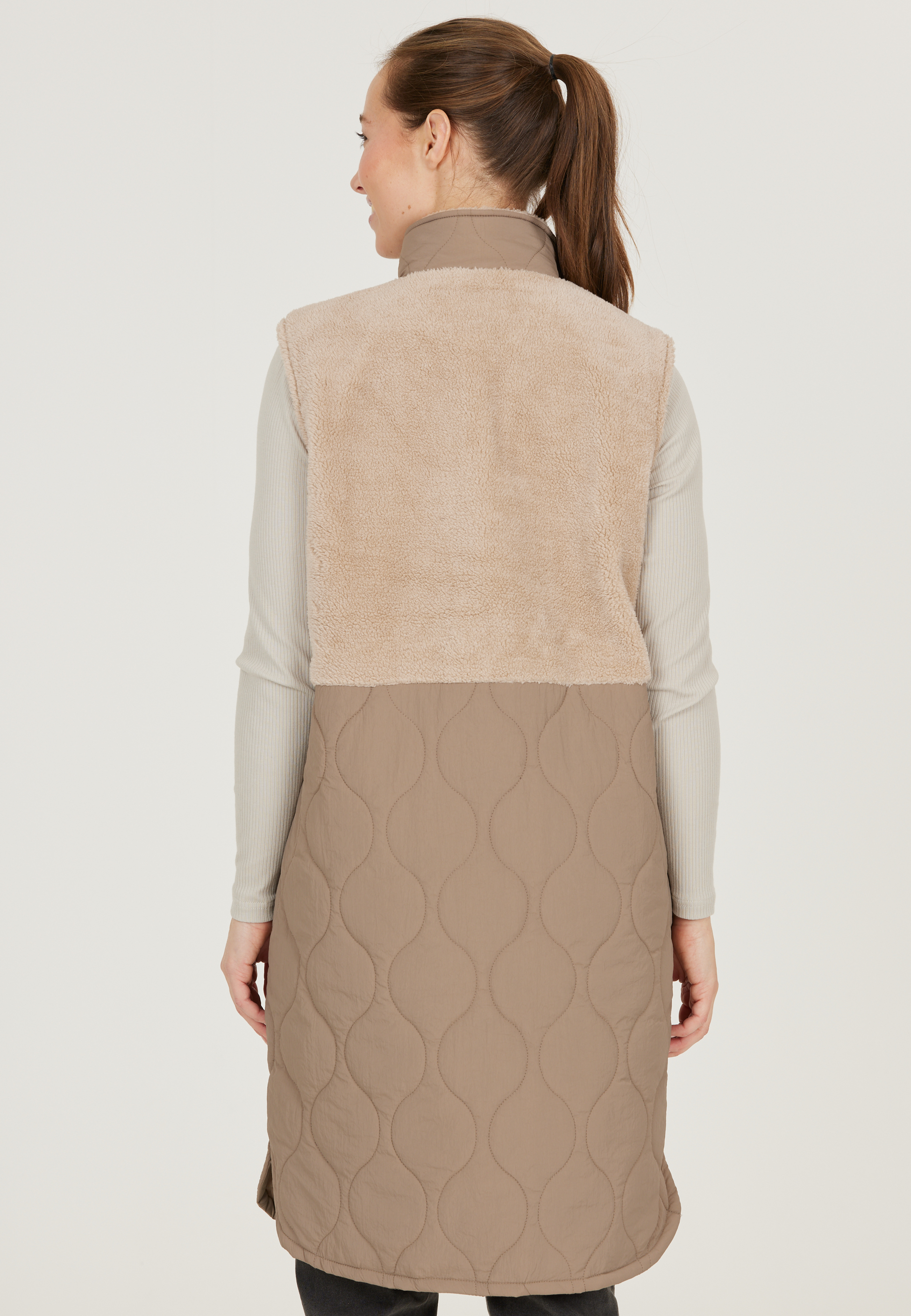 WEATHER REPORT, Hollie Vest