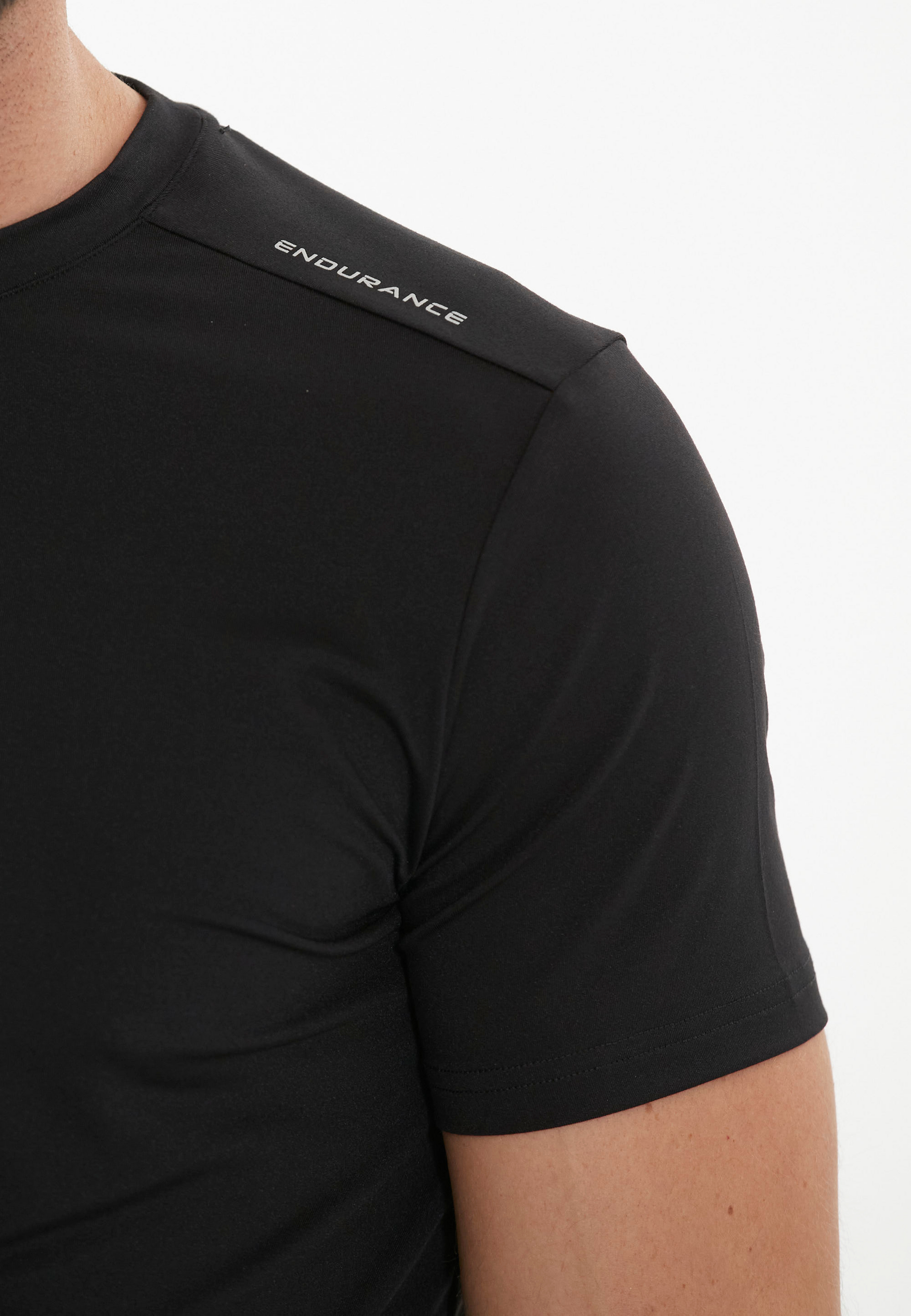 ENDURANCE, Hubend T-shirt