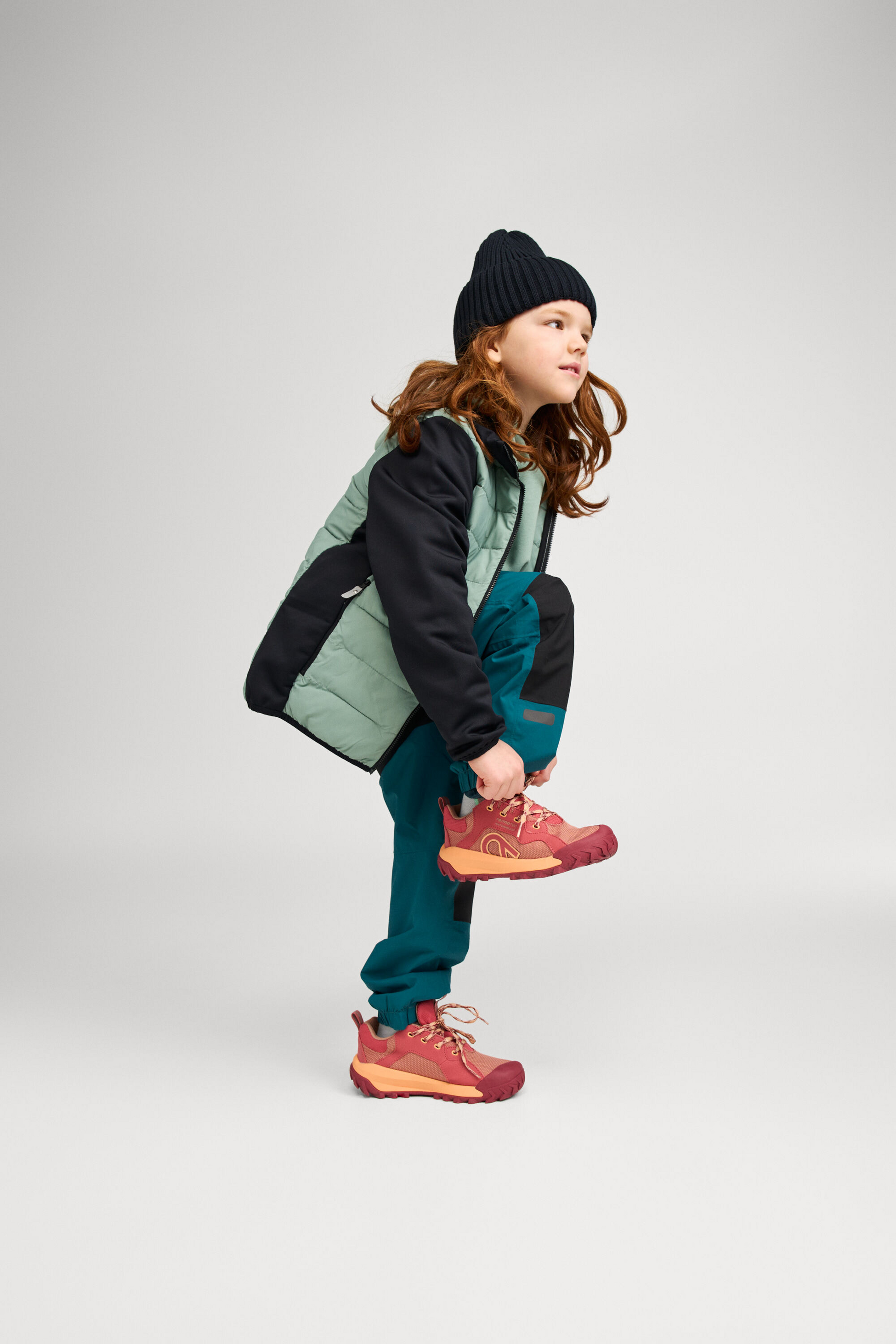 REIMA, Hybridjacka Trekkeri