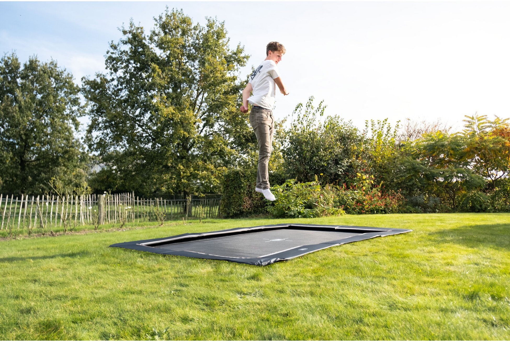 EXIT, Interra Sport-marktrampolin 244x366cm - Svart