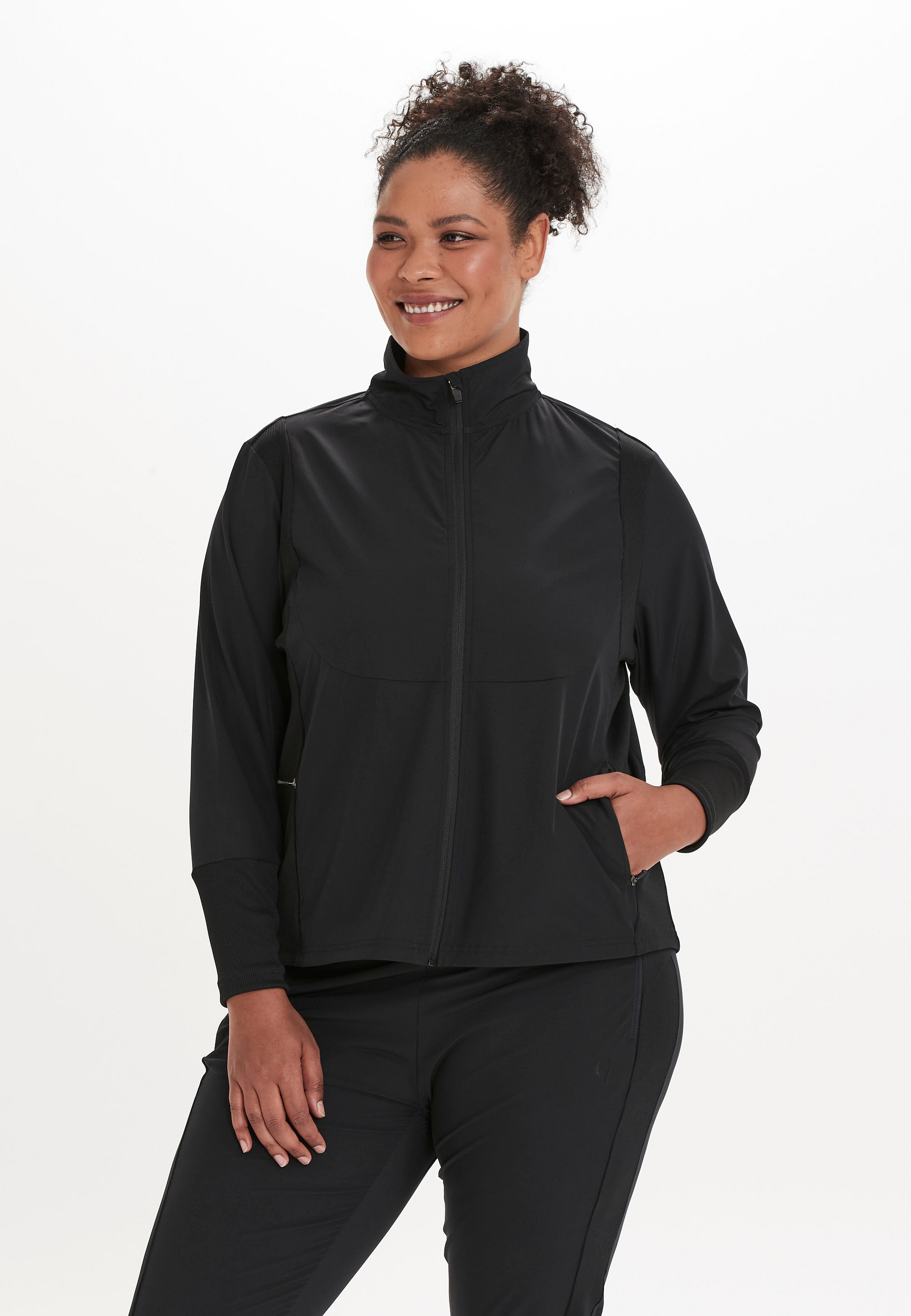 Q SPORTSWEAR, Isabely Jacket