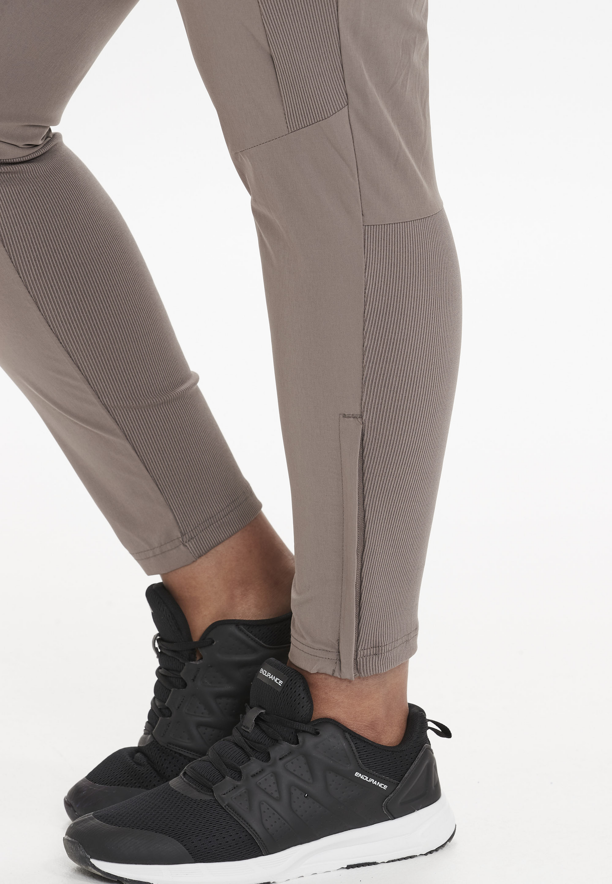 Q SPORTSWEAR, Isabely Tight