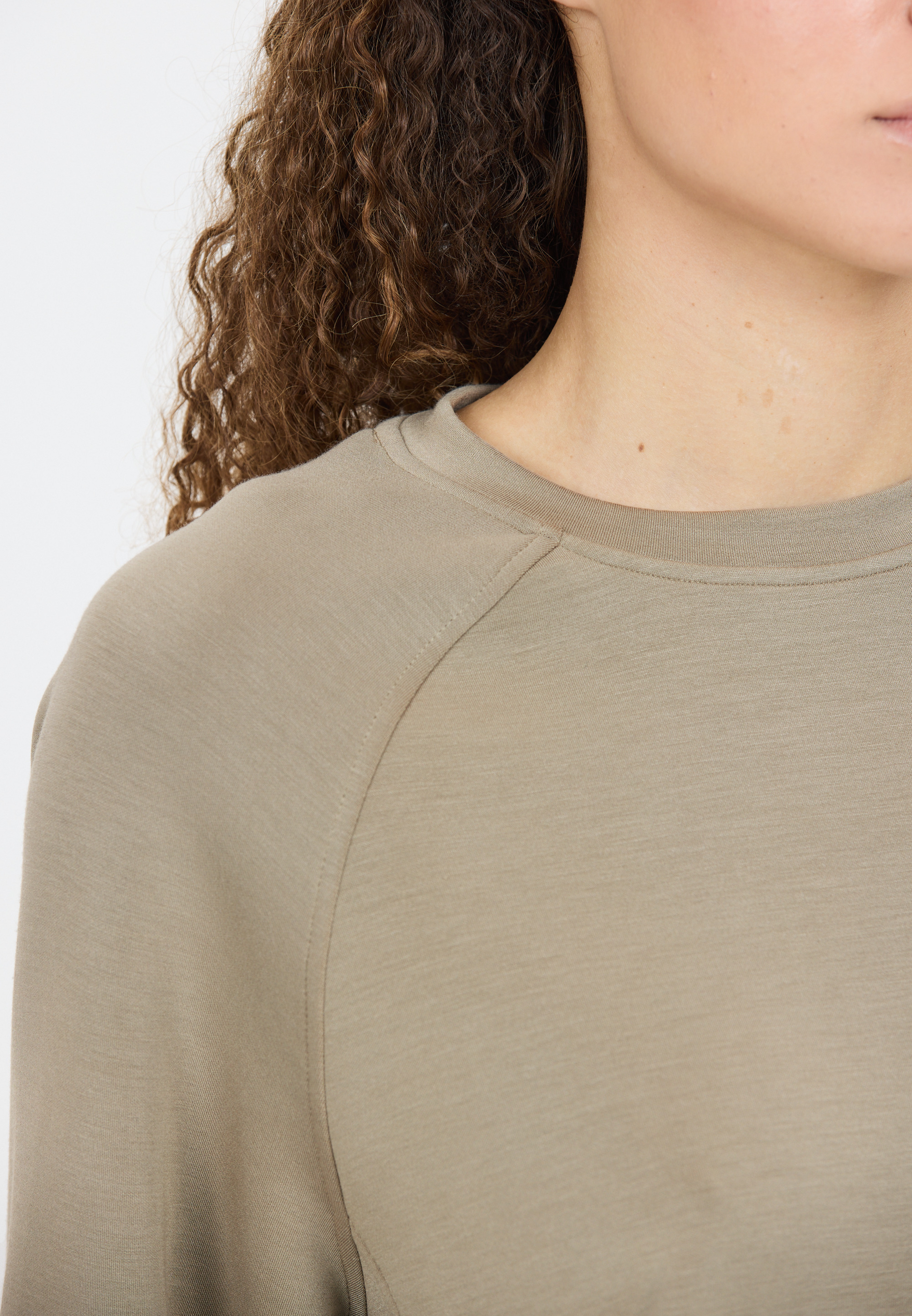 ATHLECIA, Jacey Sweatshirt