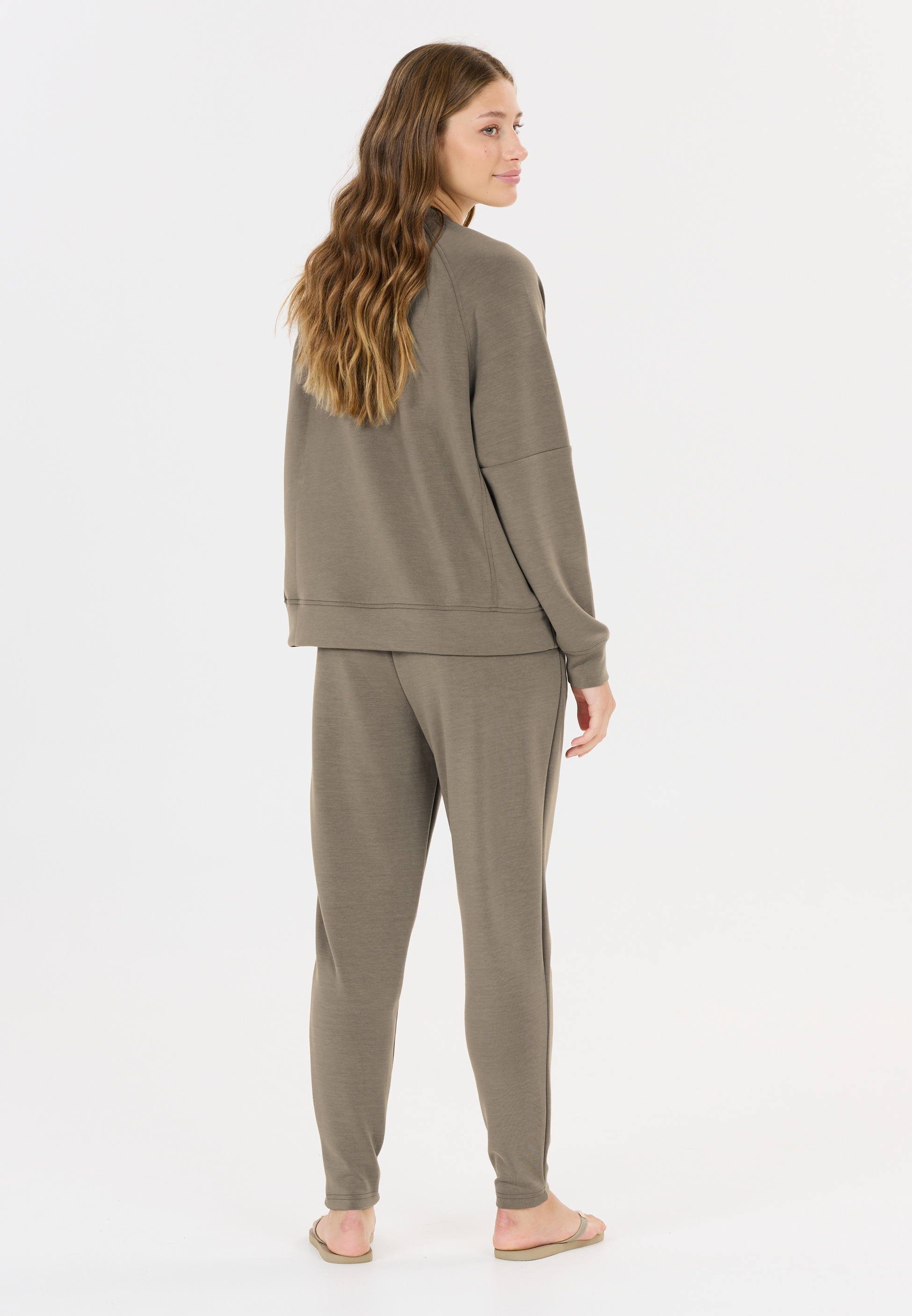ATHLECIA, Jacey