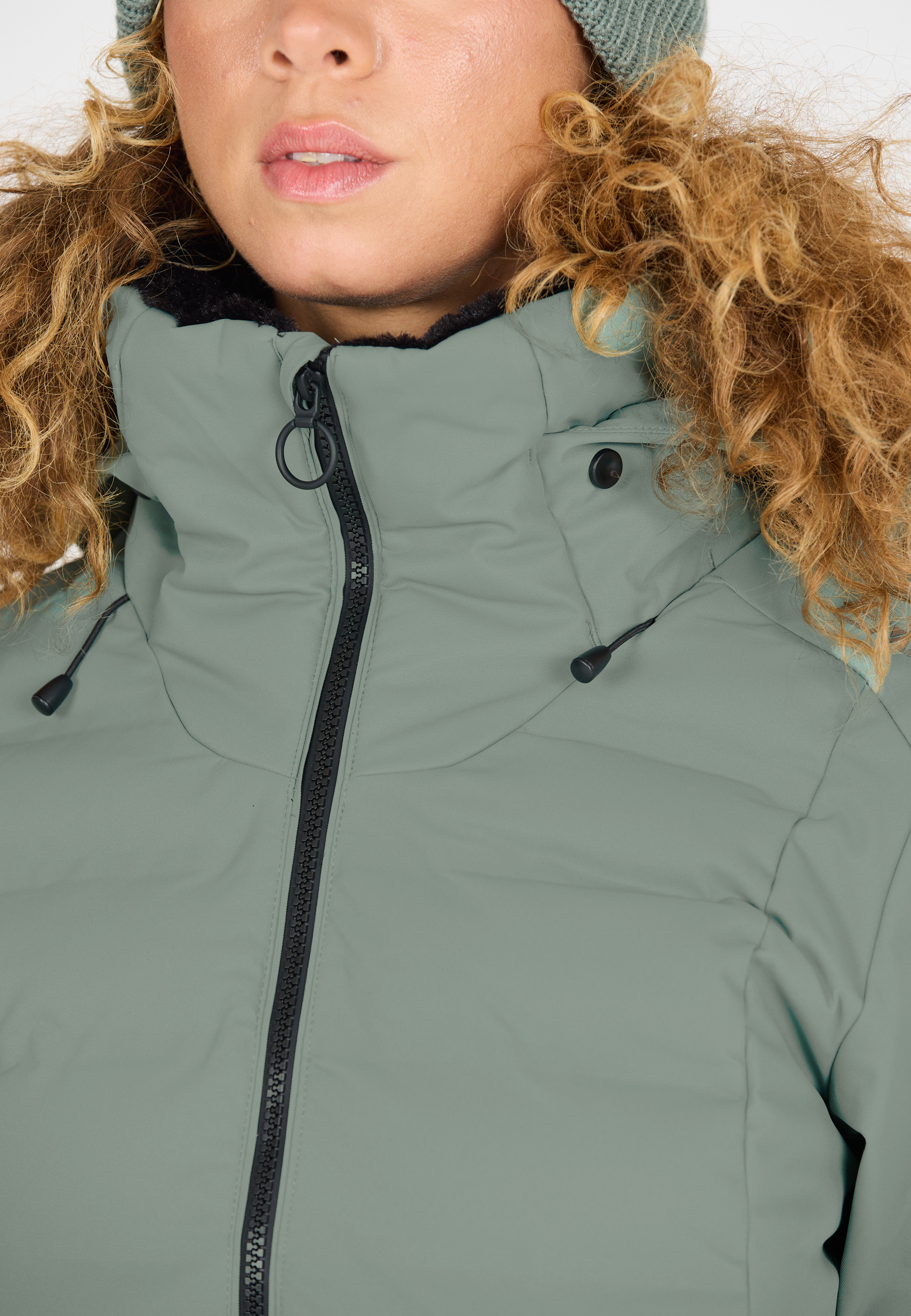 CMP, Jacket Fix Hood