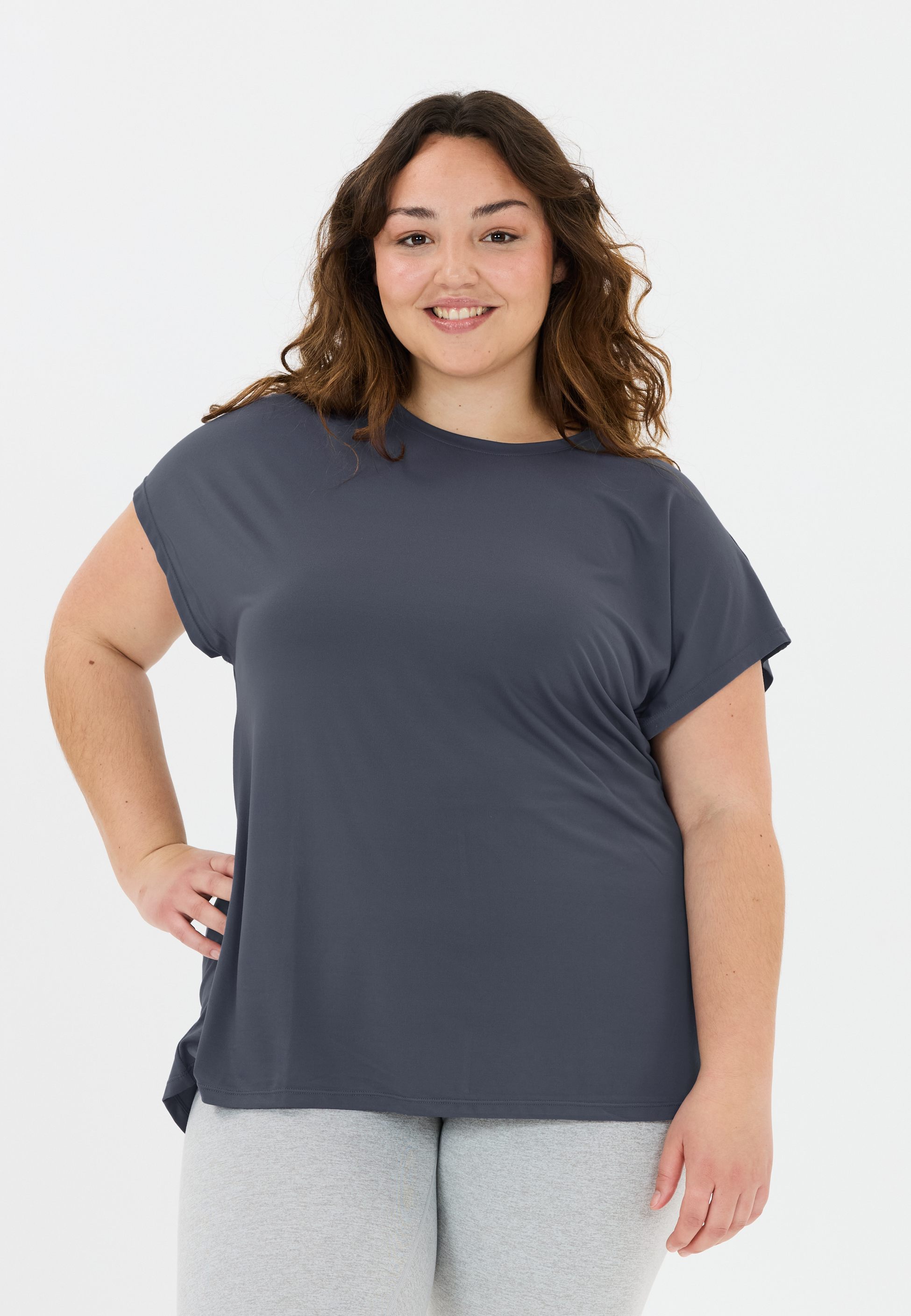 Q SPORTSWEAR, Jenirei T-shirt