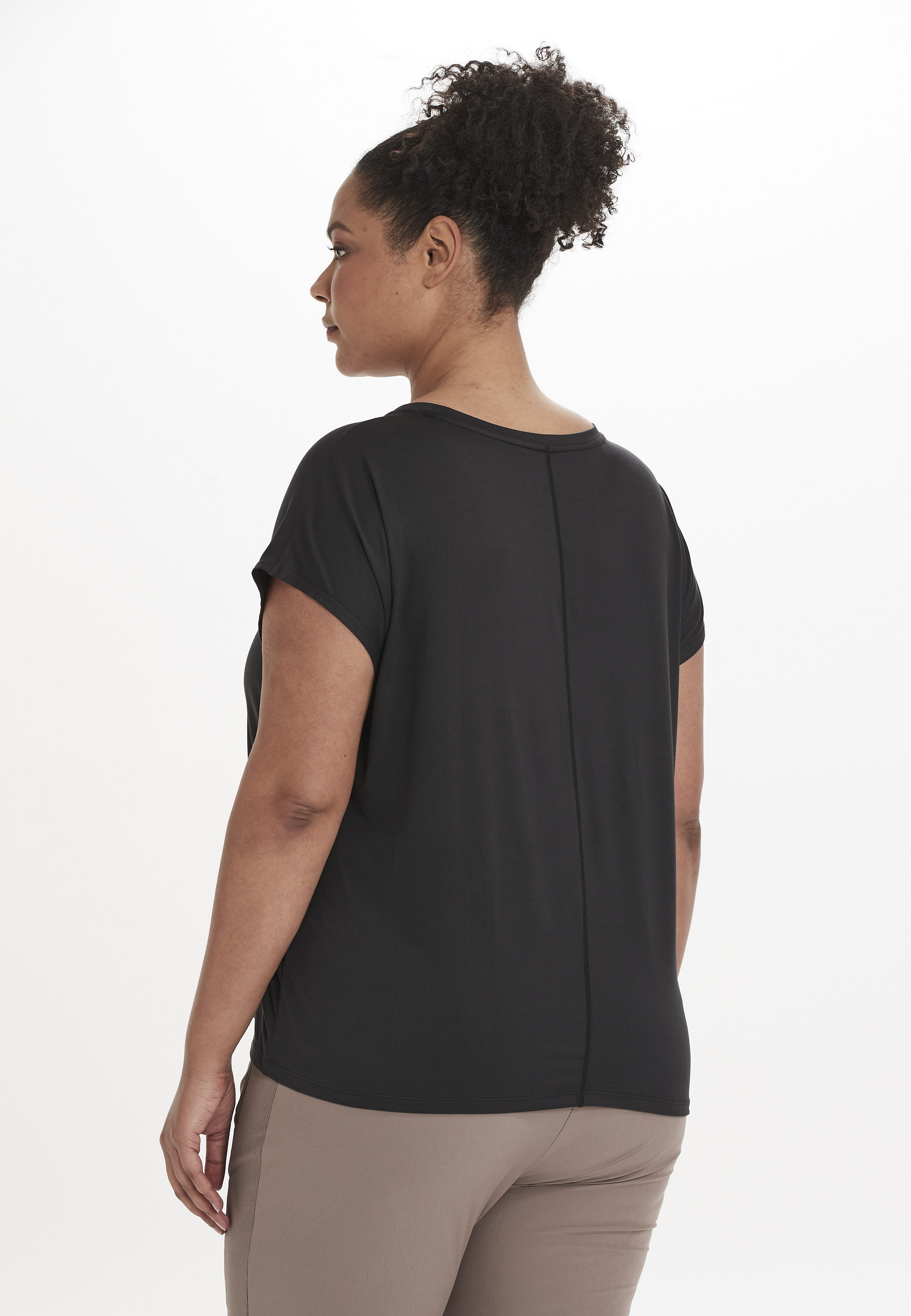 Q SPORTSWEAR, Jenirei T-shirt