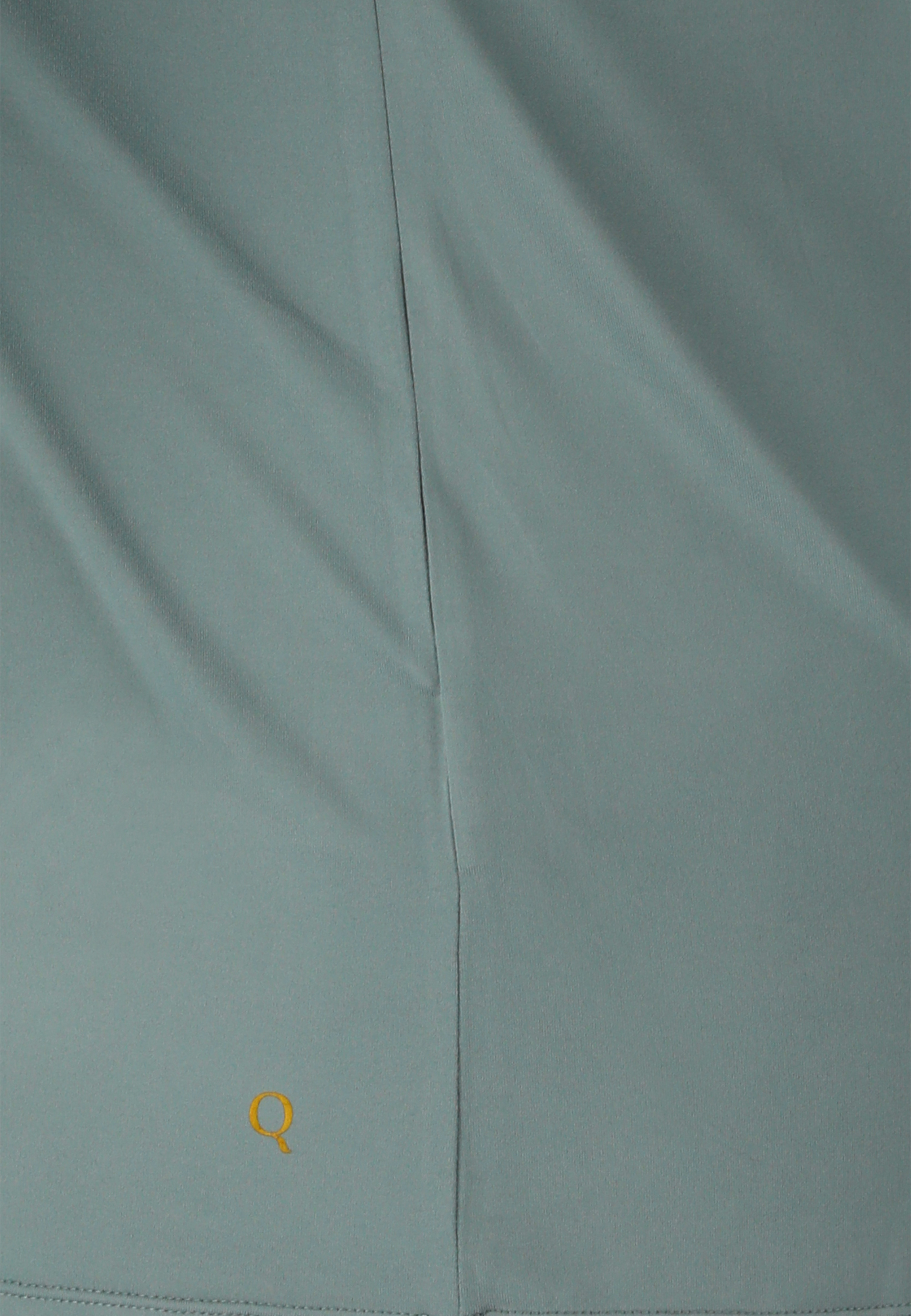 Q SPORTSWEAR, Jenirei