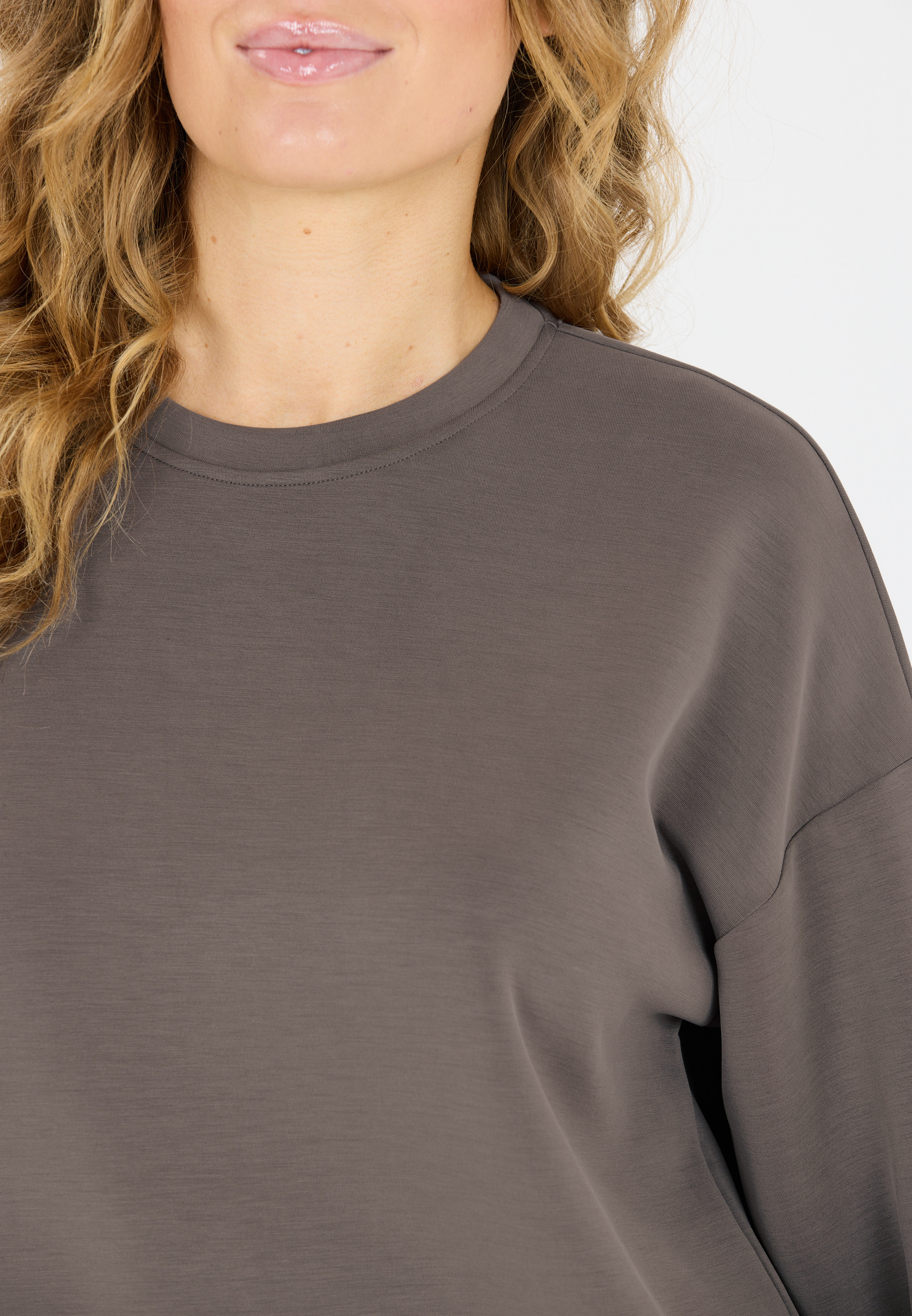 ATHLECIA, Jillnana Sweatshirt