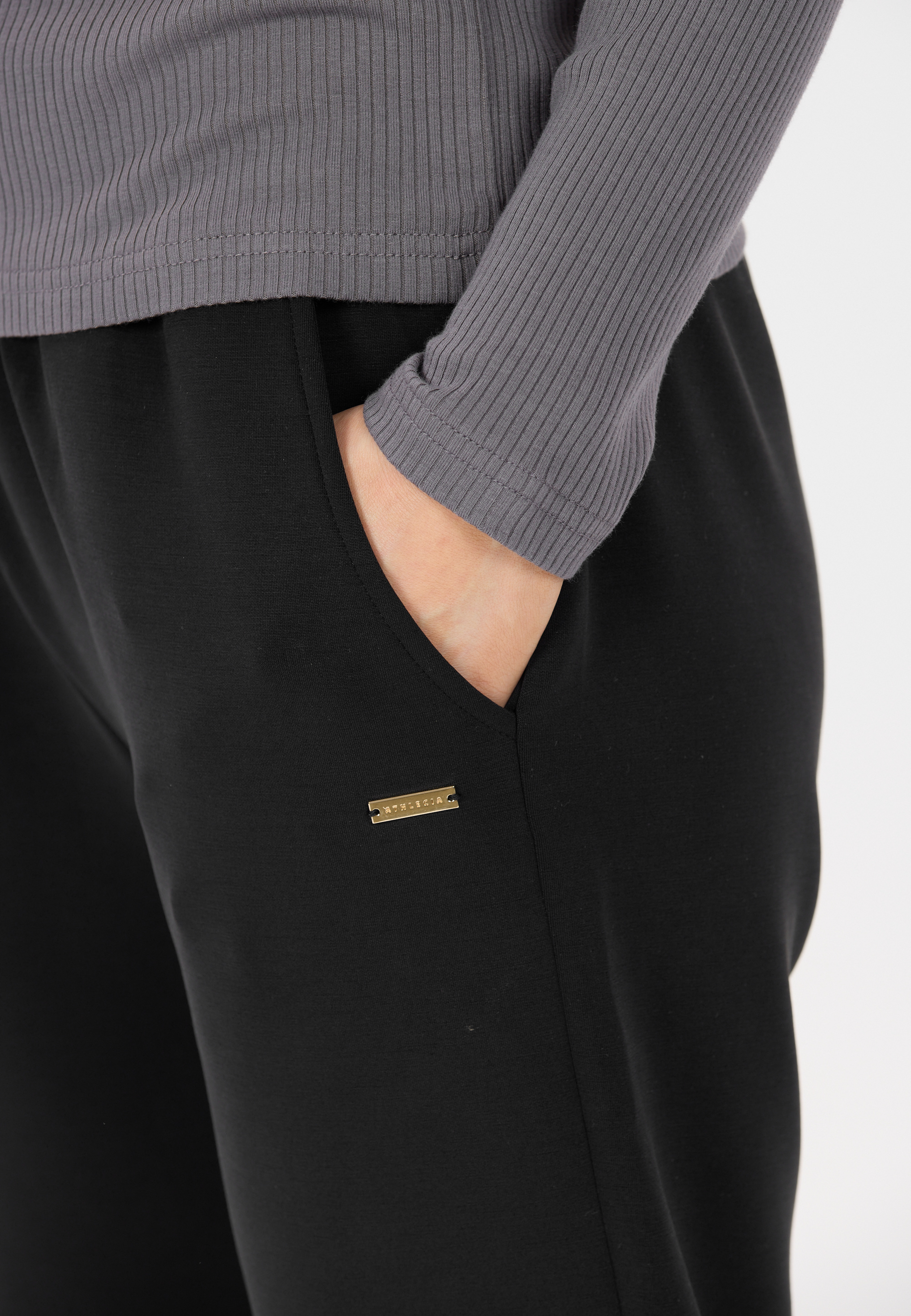 ATHLECIA, Jillnana V2