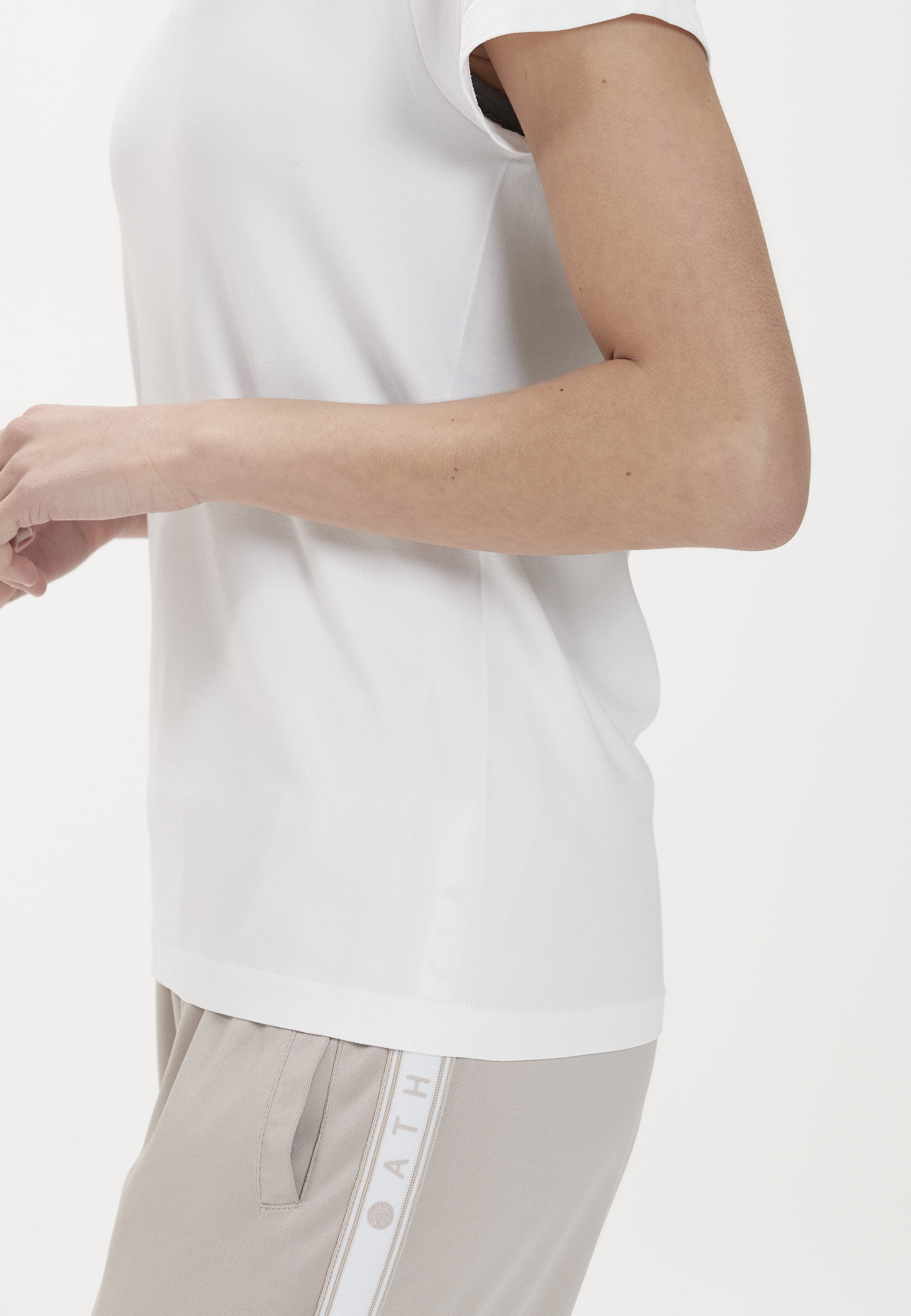 ATHLECIA, Julee Functional Shirt