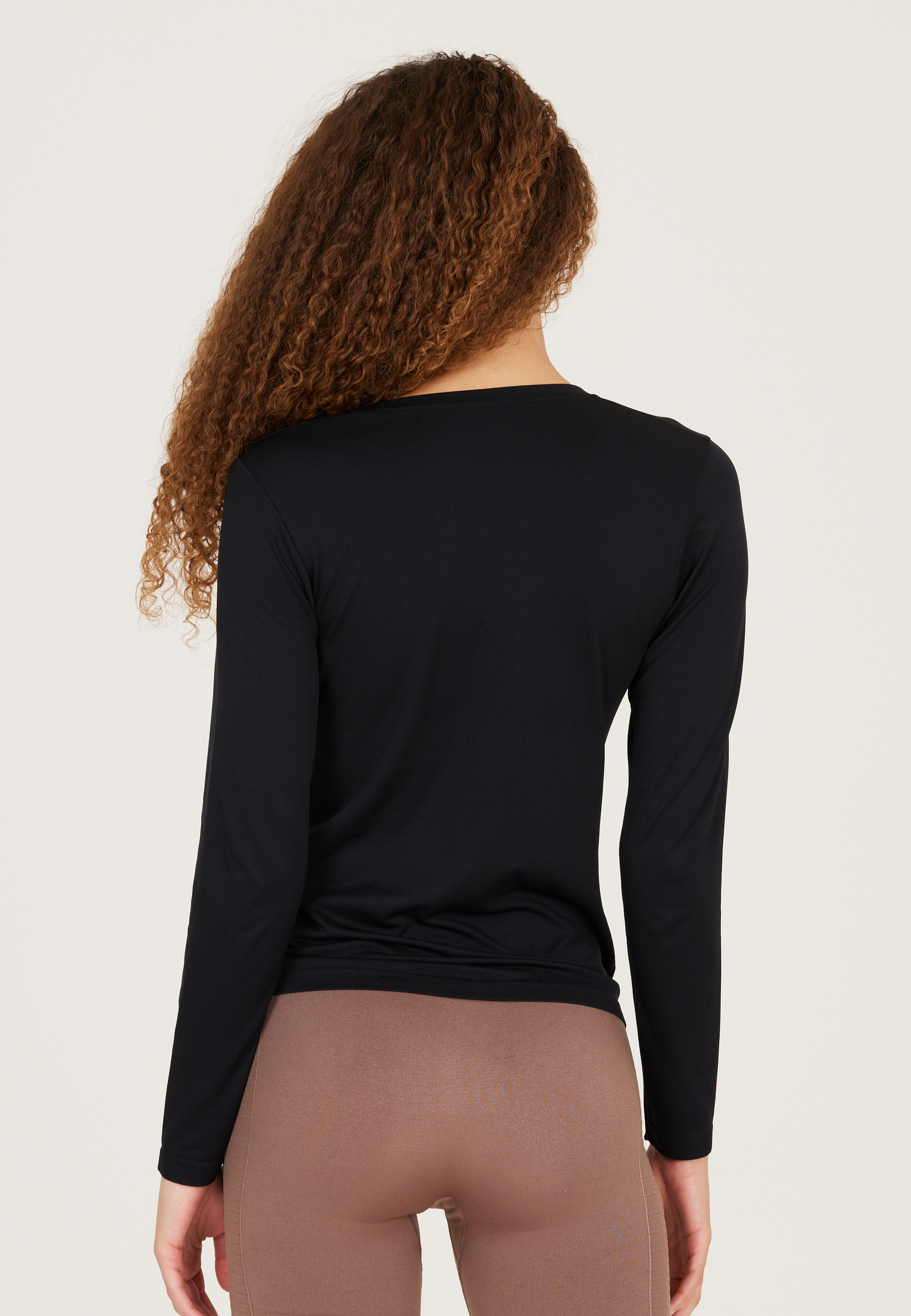 ATHLECIA, Julee Long Sleeve Shirt