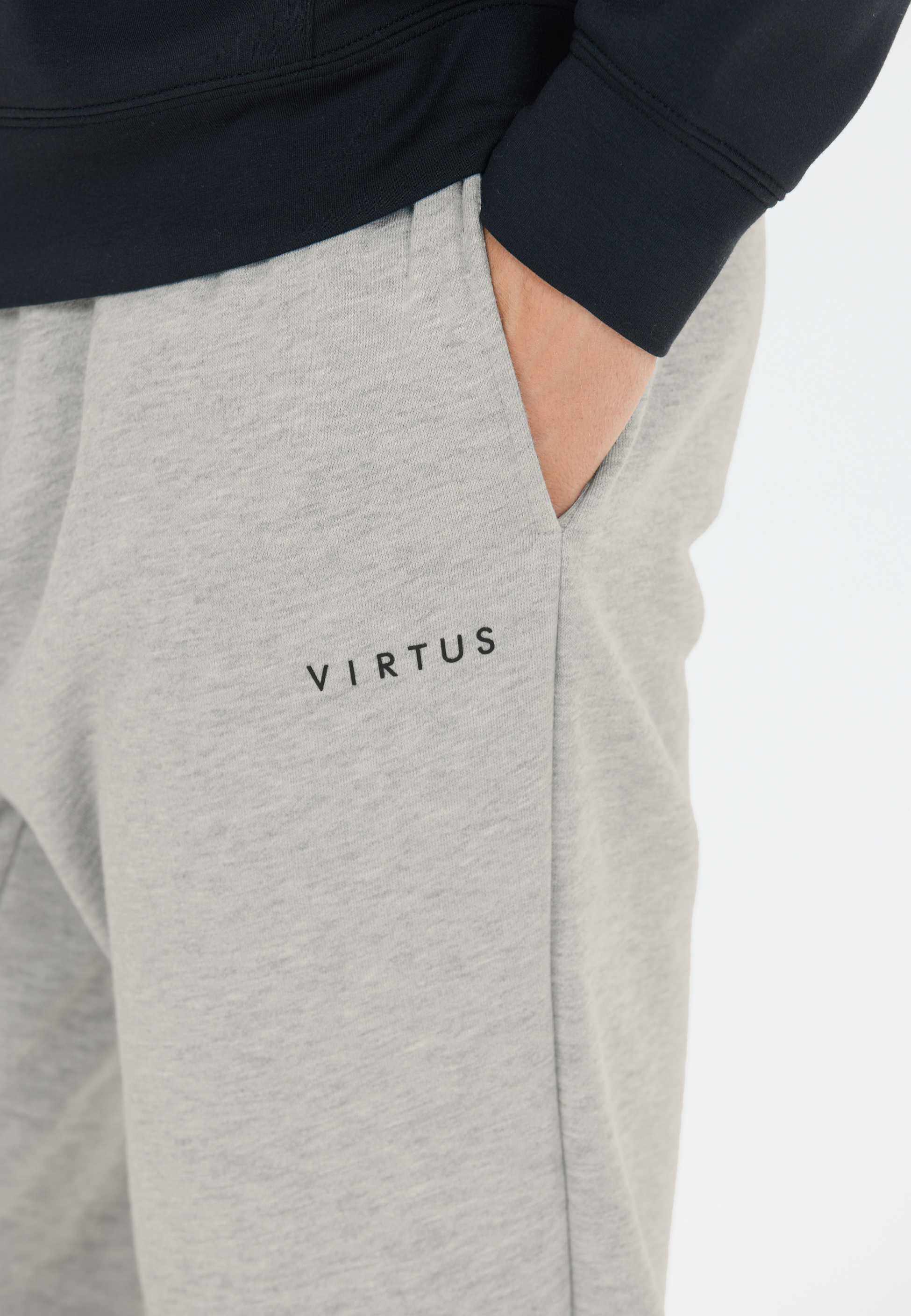 VIRTUS, Kayce V2