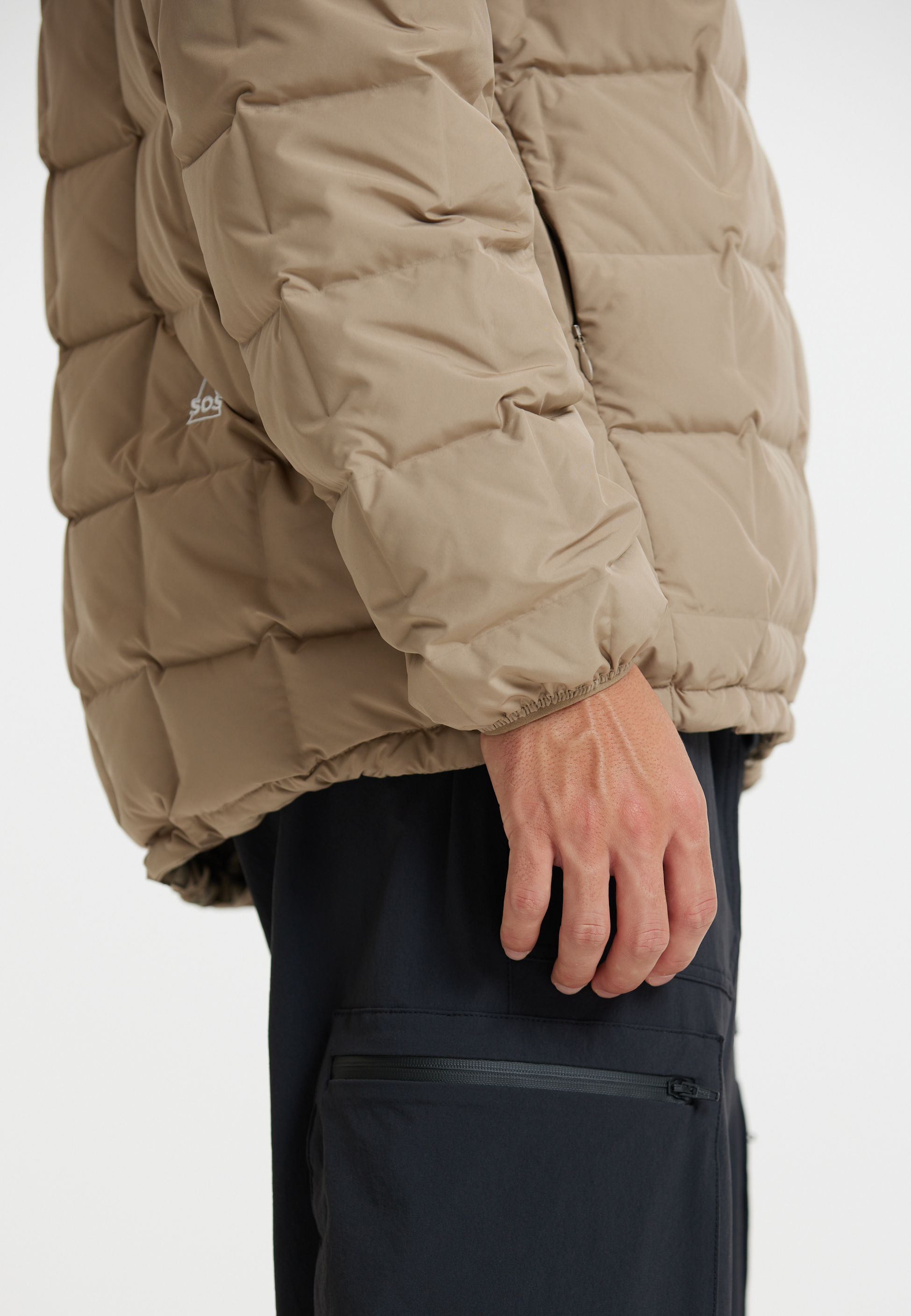 SOS, Kicking Horse Down Jacket